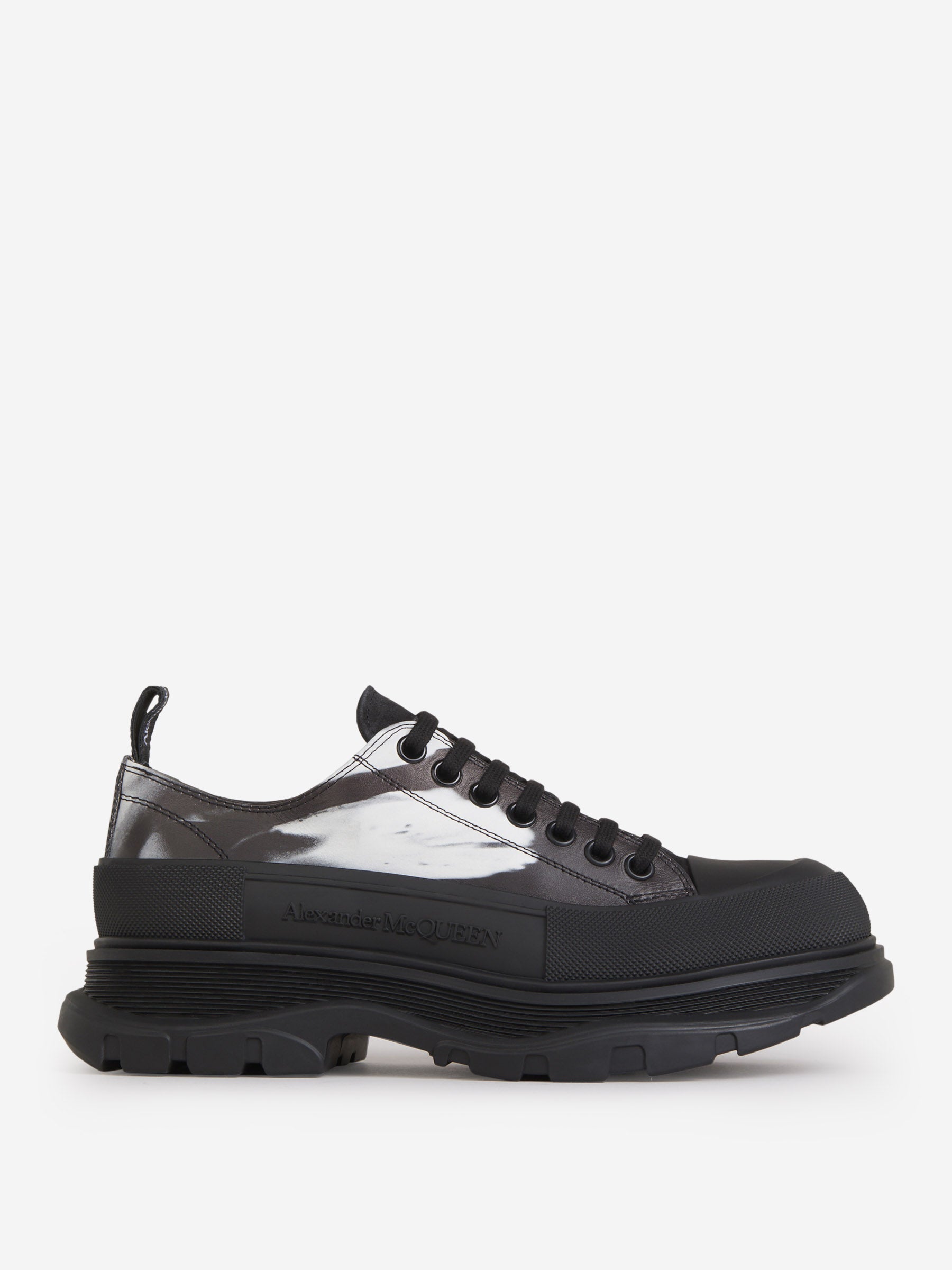 Outlet online McQueen Hombre Sneakers Tread Slick Lace Up color Negro sku 611-004200 01 - Foto 1