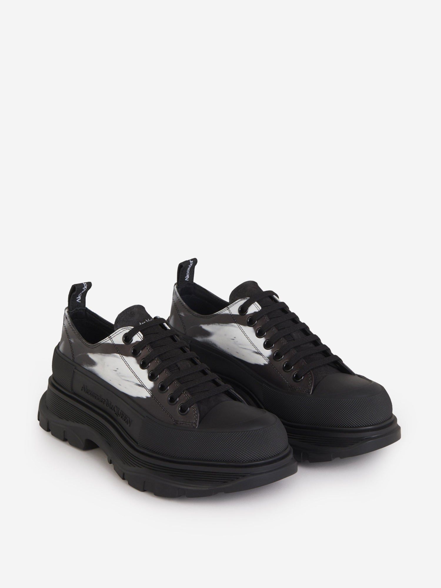 Outlet online McQueen Hombre Sneakers Tread Slick Lace Up color Negro sku 611-004200 01 - Foto 2