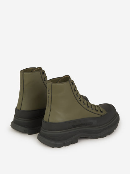 Outlet online Alexander McQueen Hombre Botas Tread Slick color Verde Militar sku 611-004284 01 - Foto 3