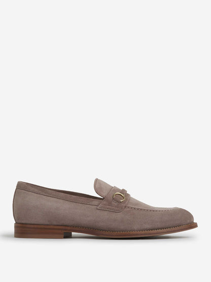 Brunello Cucinelli Hombre Barcelona Mocasines Piel Horsebit color Taupe sku 611-004571 01 - Foto 1