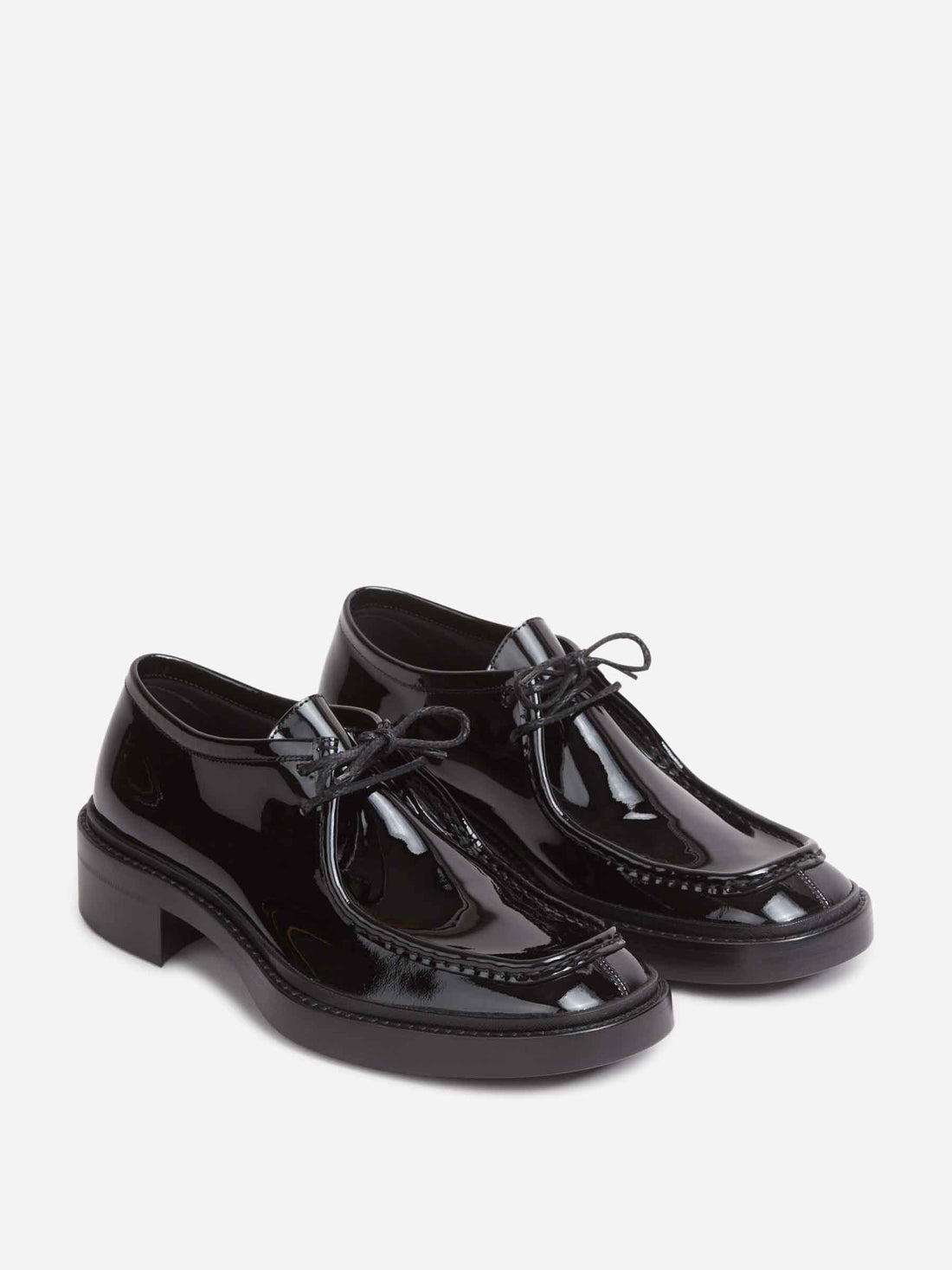 Outlet online Saint Laurent Hombre Zapatos Mezzo Vitello Vernice Cristal color Negro sku 611-004649 01 - Foto 2