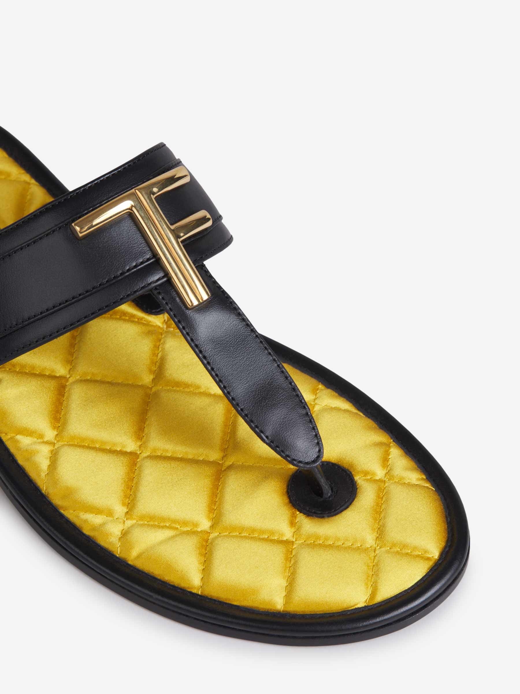 Outlet online Tom Ford Hombre Sandalias Piel Logo Metálico color Negro sku 613-000389 01 - Foto 4
