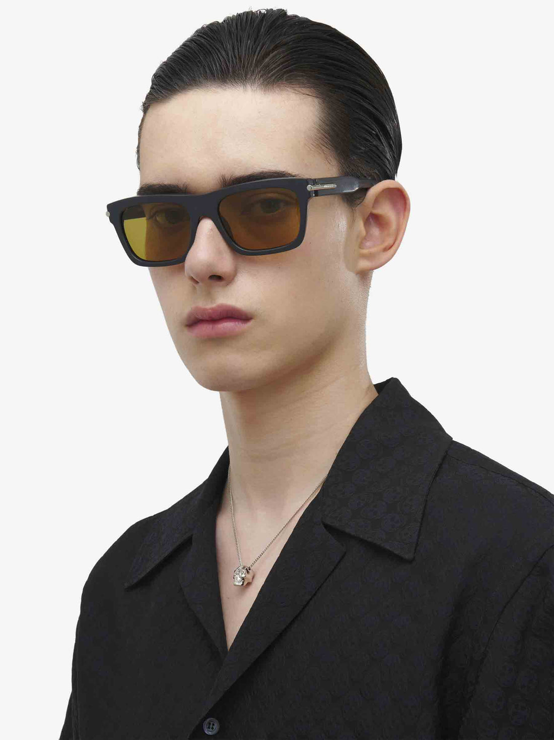 Alexander McQueen Hombre Barcelona Gafas Rectangulares T-Bar color Amarillo Claro sku 614-003057 02 - Foto 2
