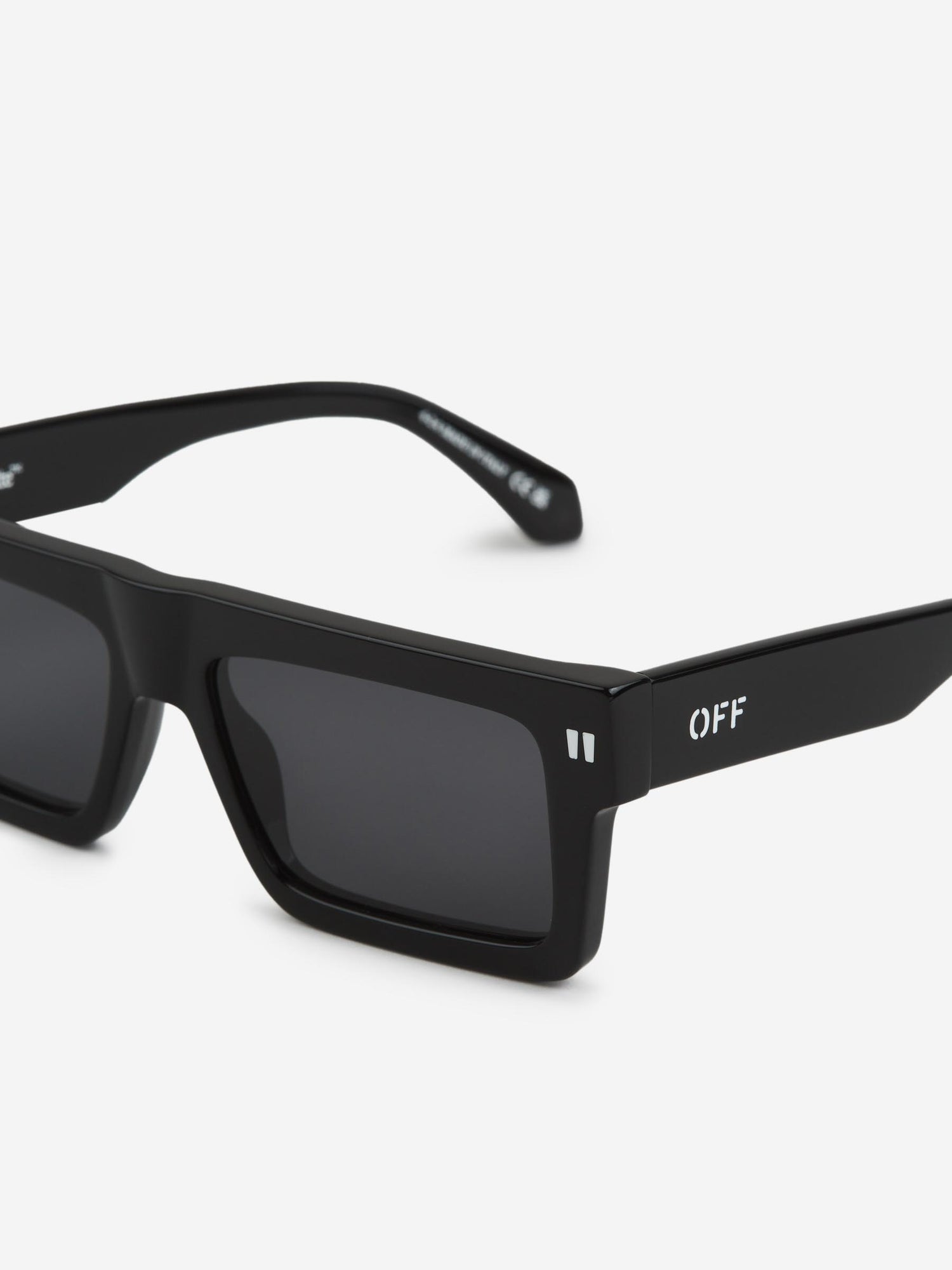 Outlet online Off-White Hombre Gafas de Sol Chandler color Negro sku 614-003171 01 - Foto 3