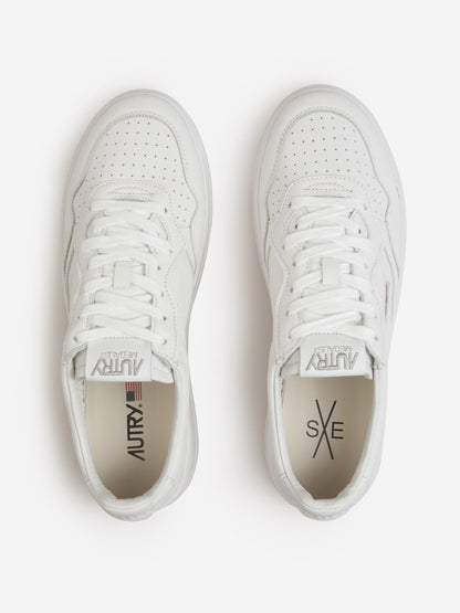Outlet online Autry Hombre Sneakers Medalist Low color Azul Marino sku 616-002497 02 - Foto 5