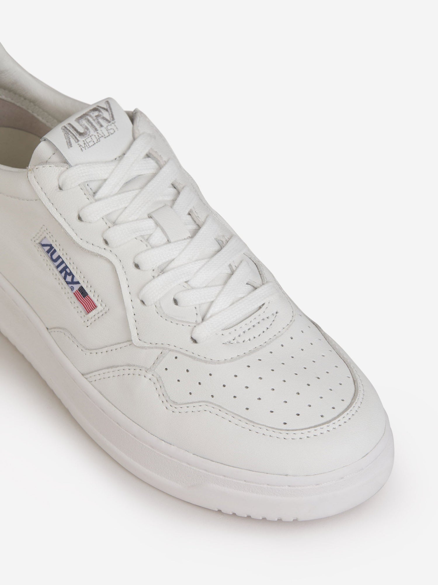 Outlet online Autry Hombre Sneakers Medalist Low color Azul Marino sku 616-002497 02 - Foto 4