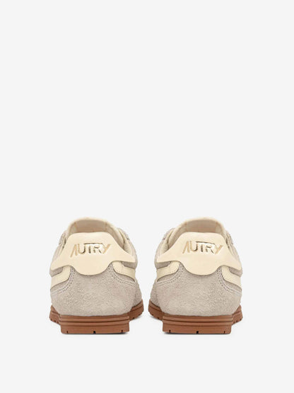 Outlet online Autry Hombre Sneakers Windspin Ante color Crema sku 616-002970 01 - Foto 2