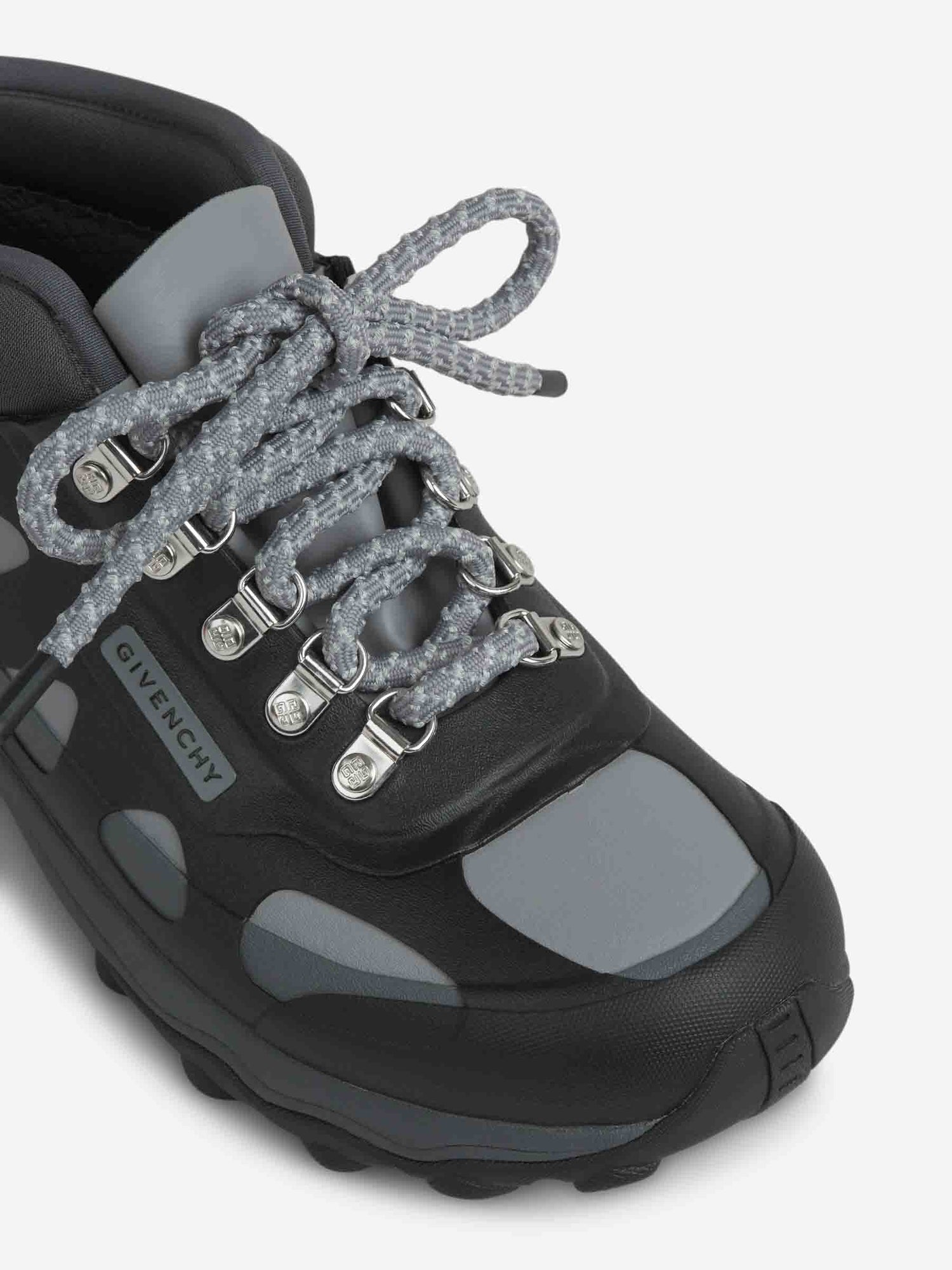 Givenchy Hombre Barcelona Sneakers Bogs Impermeables color Negro sku 616-002994 01 - Foto 5