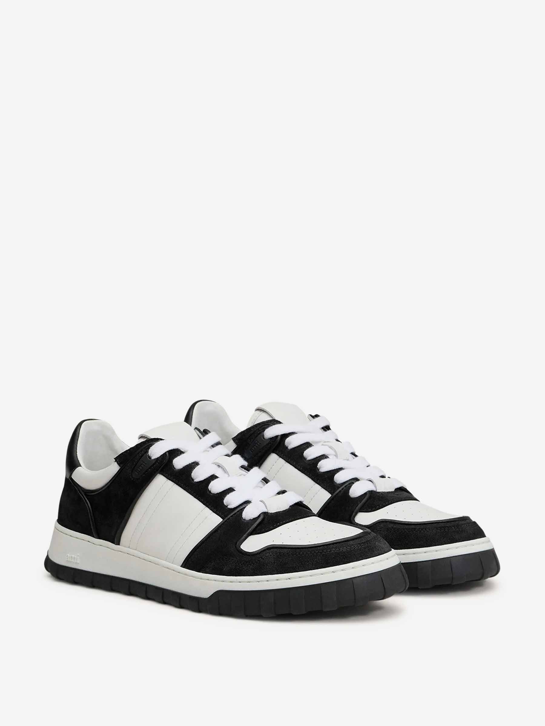 Outlet online Ami Paris Hombre Sneakers Piel Lisa color Blanco Y Negro sku 616-003006 01 - Foto 3