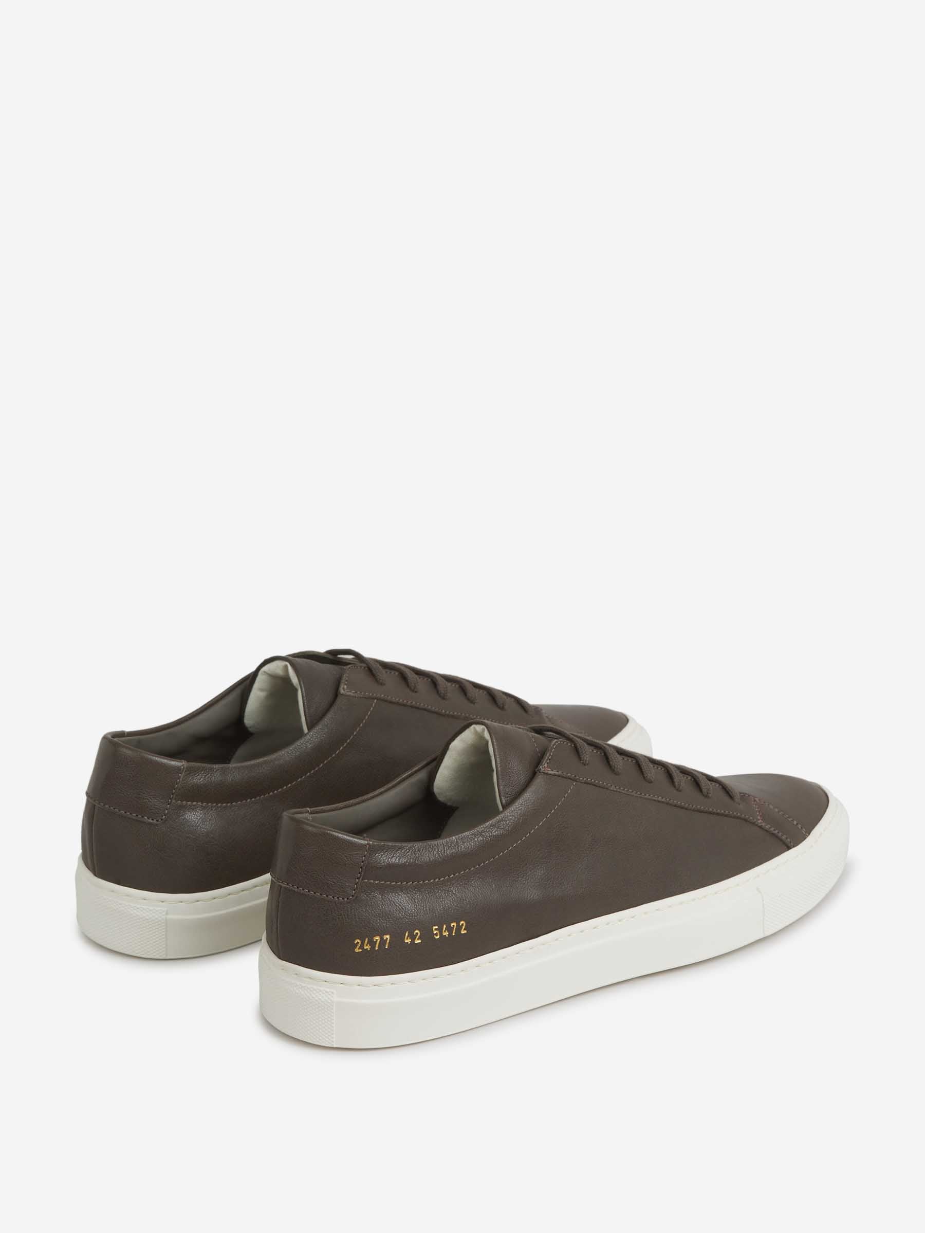 Outlet online Common Projects Hombre Sneakers Piel 2477 color Marrón Oscuro sku 616-003017 02 - Foto 3