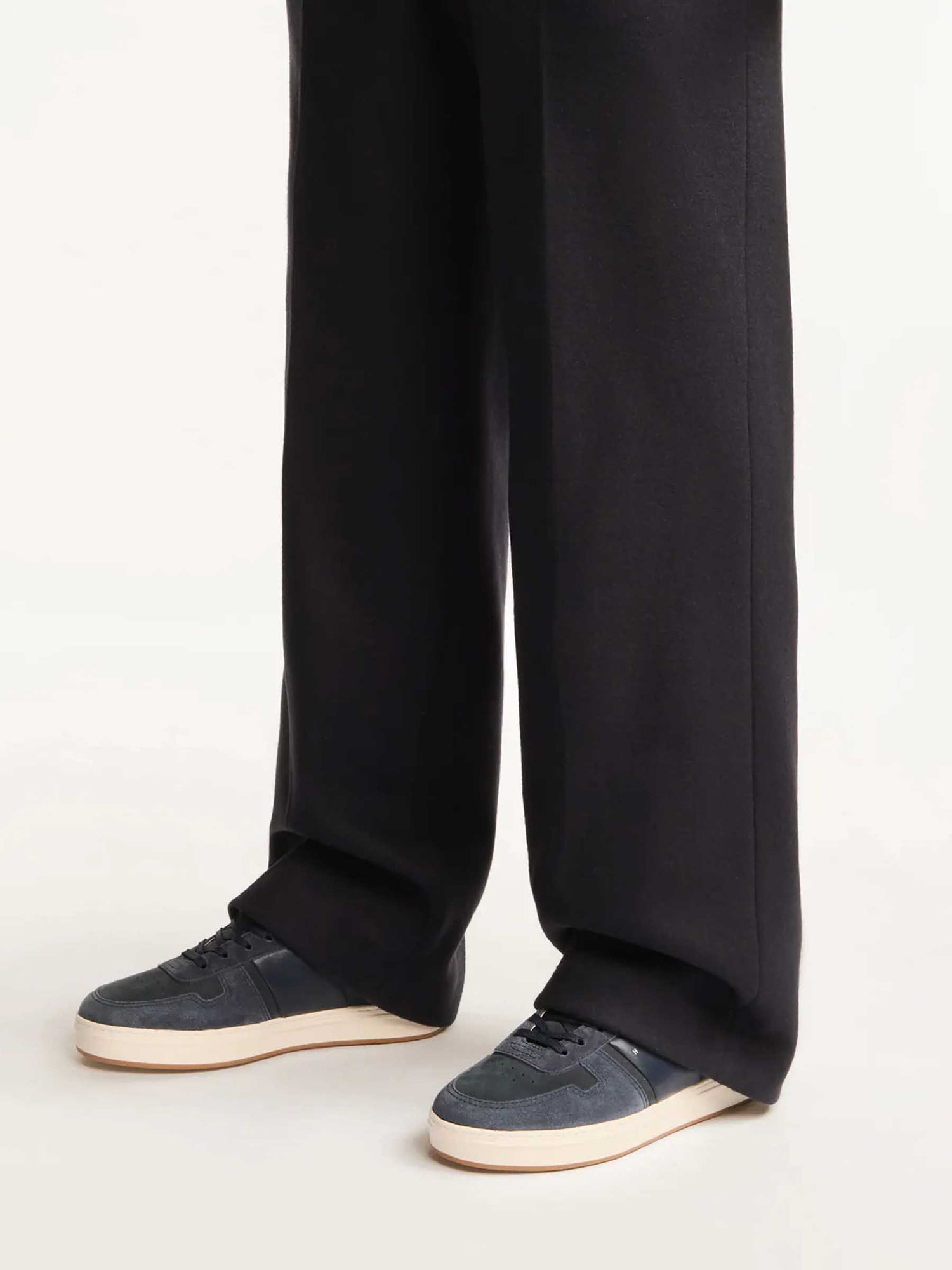 Outlet online Hogan Hombre Sneakers H-TV color Azul Marino sku 616-003039 01 - Foto 2