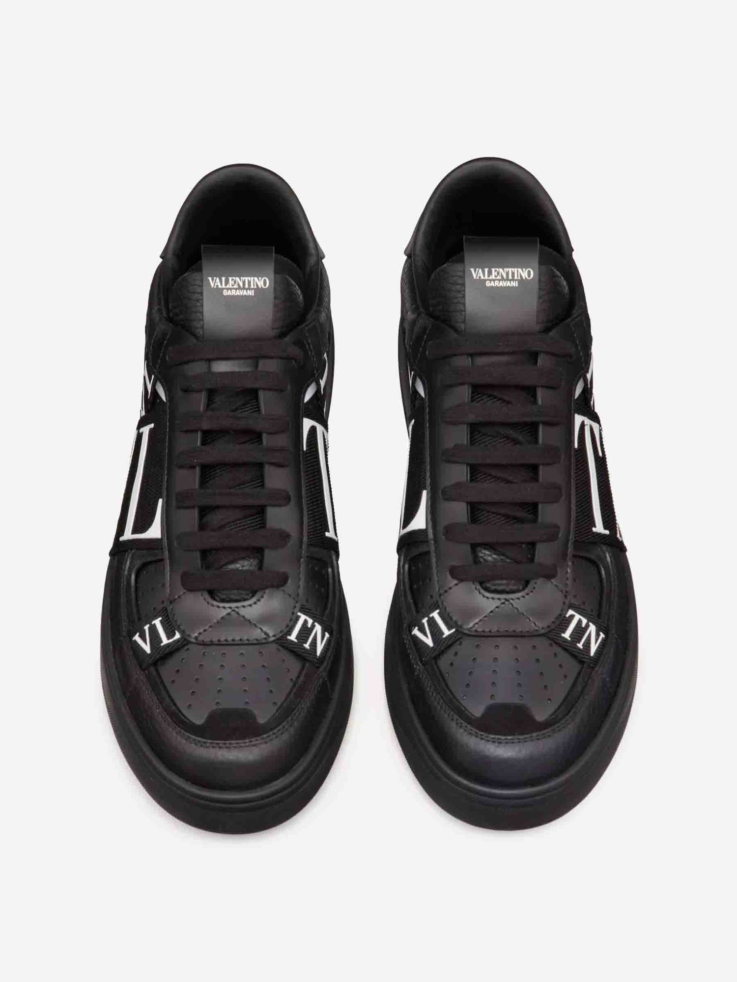 Outlet online Valentino Garavani Hombre Zapatillas Cintas VLTN color Negro sku 616-003147 01 - Foto 4