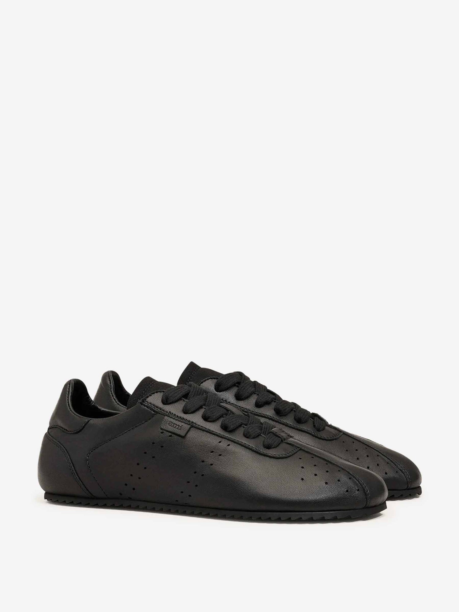 Outlet online Ami Paris Hombre Zapatillas Piel Lisa color Negro sku 616-003250 01 - Foto 3
