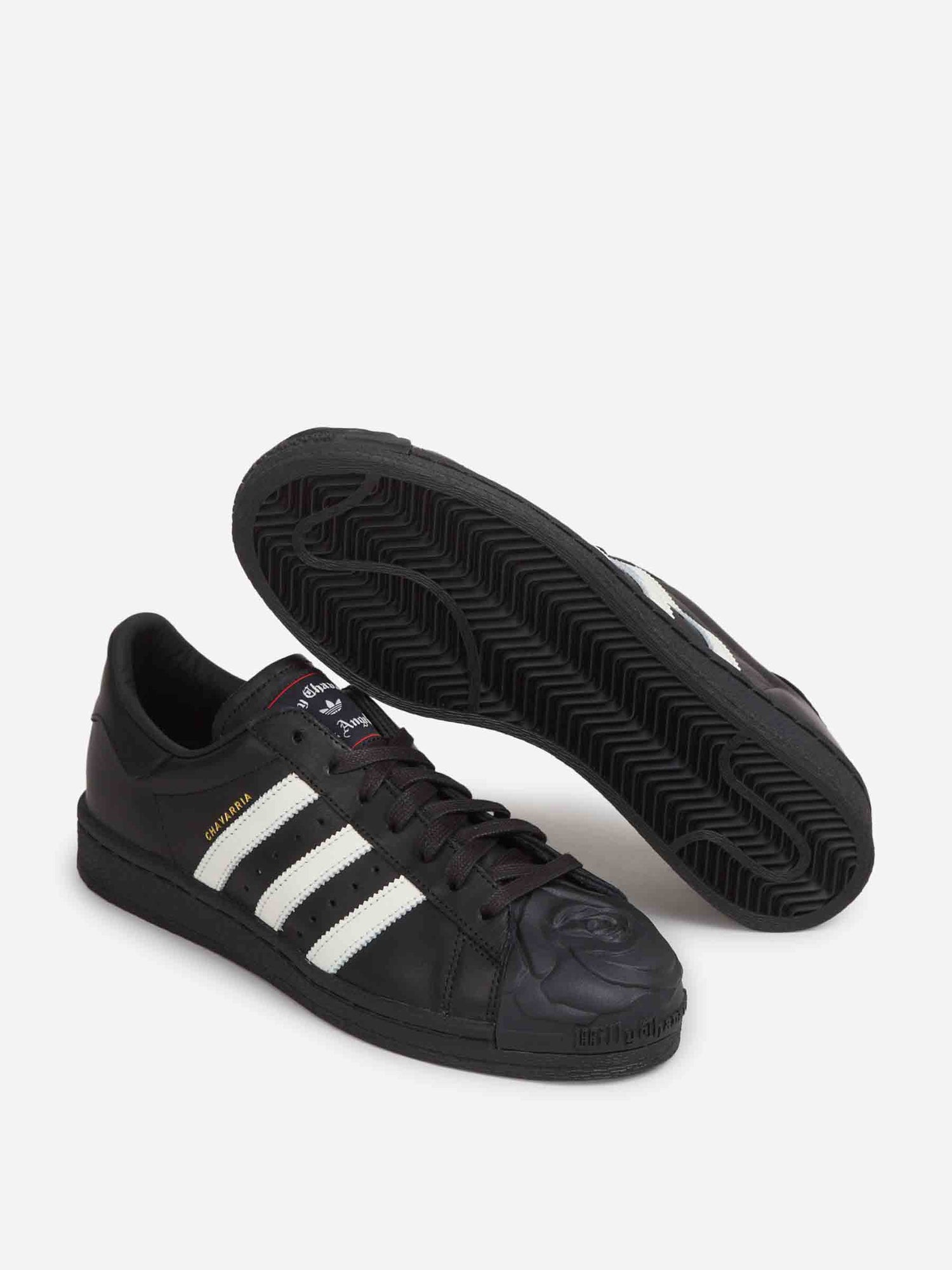 Adidas Willy Chavarria Hombre Barcelona Zapatillas Chavarria Superstar color Negro sku 616-003507 01 - Foto 4