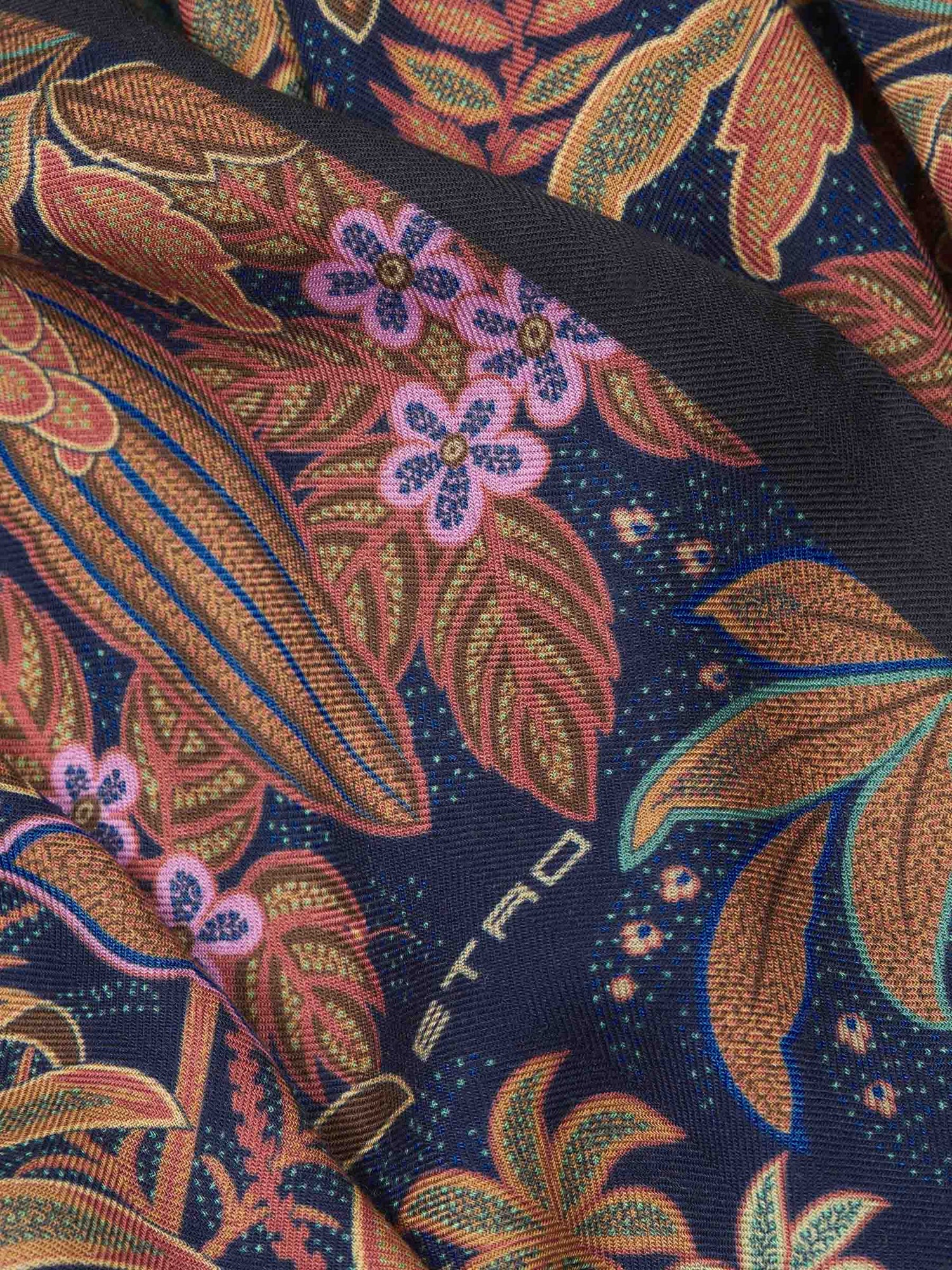Outlet online Etro Hombre Fular Estampado Jungla color Multicolor sku 630-001368 01 - Foto 3