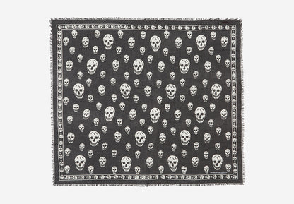 Outlet online McQueen Hombre Fular Skull color Negro sku 630-001407 01 - Foto 1