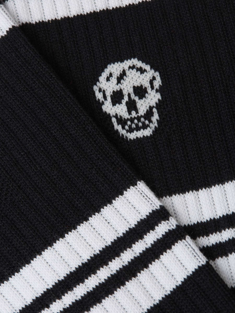 Outlet online McQueen Hombre Calcetines Calavera y Rayas color Negro sku 642-000385 02 - Foto 4