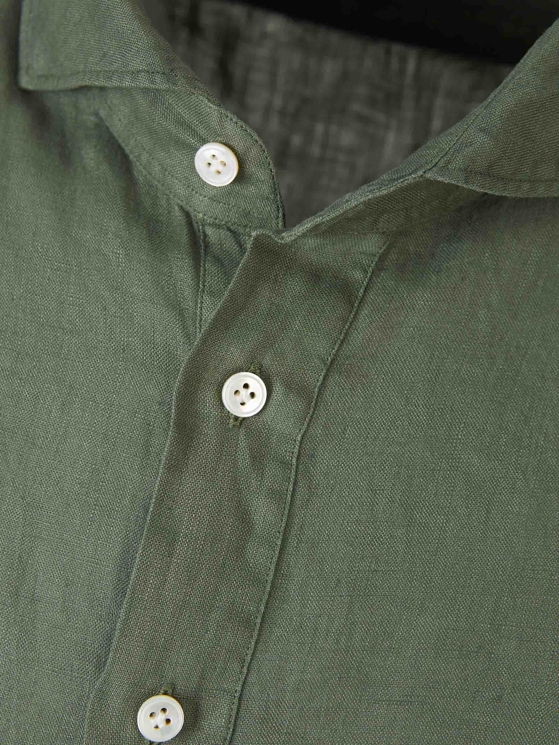 Outlet online Vincenzo di Ruggiero Hombre Camisa Lisa Lino color Verde Militar sku 531-006149 02 - Foto 3
