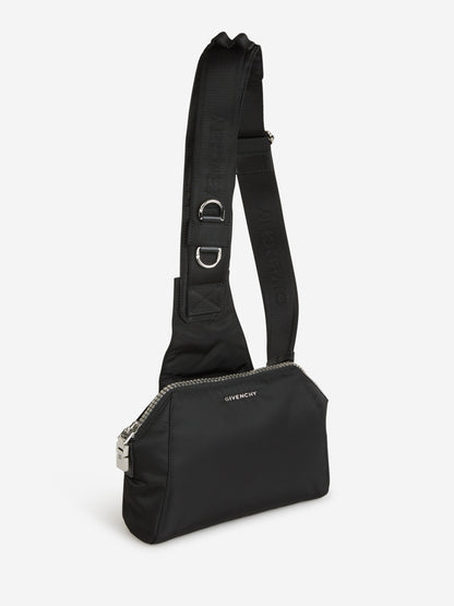 Outlet online Givenchy Hombre Riñonera Técnica Antigona color Negro sku 692-001783 01 - Foto 2