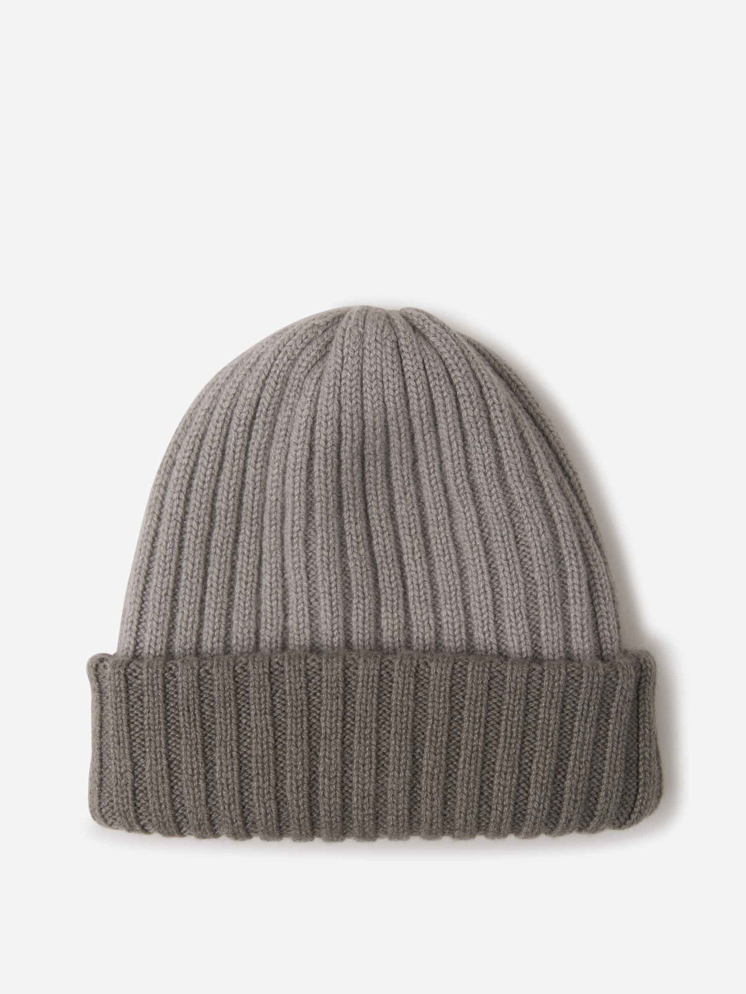 Outlet online Fedeli Hombre Gorro Cashmere Canalé color Gris Piedra sku 695-000750 03 - Foto 8
