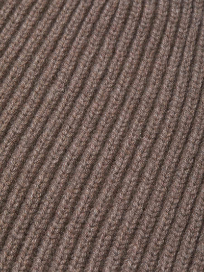 Outlet online Fedeli Hombre Gorro Punto Cashmere color Verde Oscuro sku 695-000992 00 - Foto 8