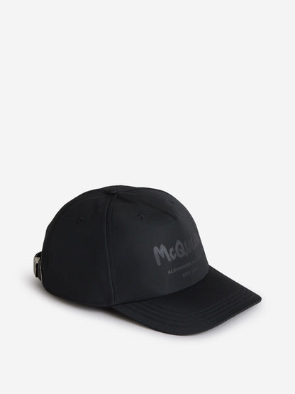 Outlet online Alexander McQueen Hombre Gorra Logo Estampado color Negro sku 695-001274 01 - Foto 1