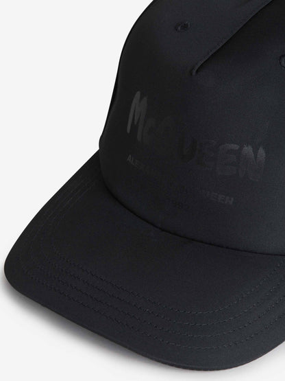 Outlet online Alexander McQueen Hombre Gorra Logo Estampado color Negro sku 695-001274 01 - Foto 4