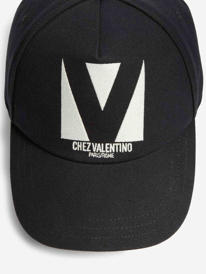 Outlet online Valentino Garavani Hombre Gorra Algodón Bordado color Negro sku 695-001704 02 - Foto 3