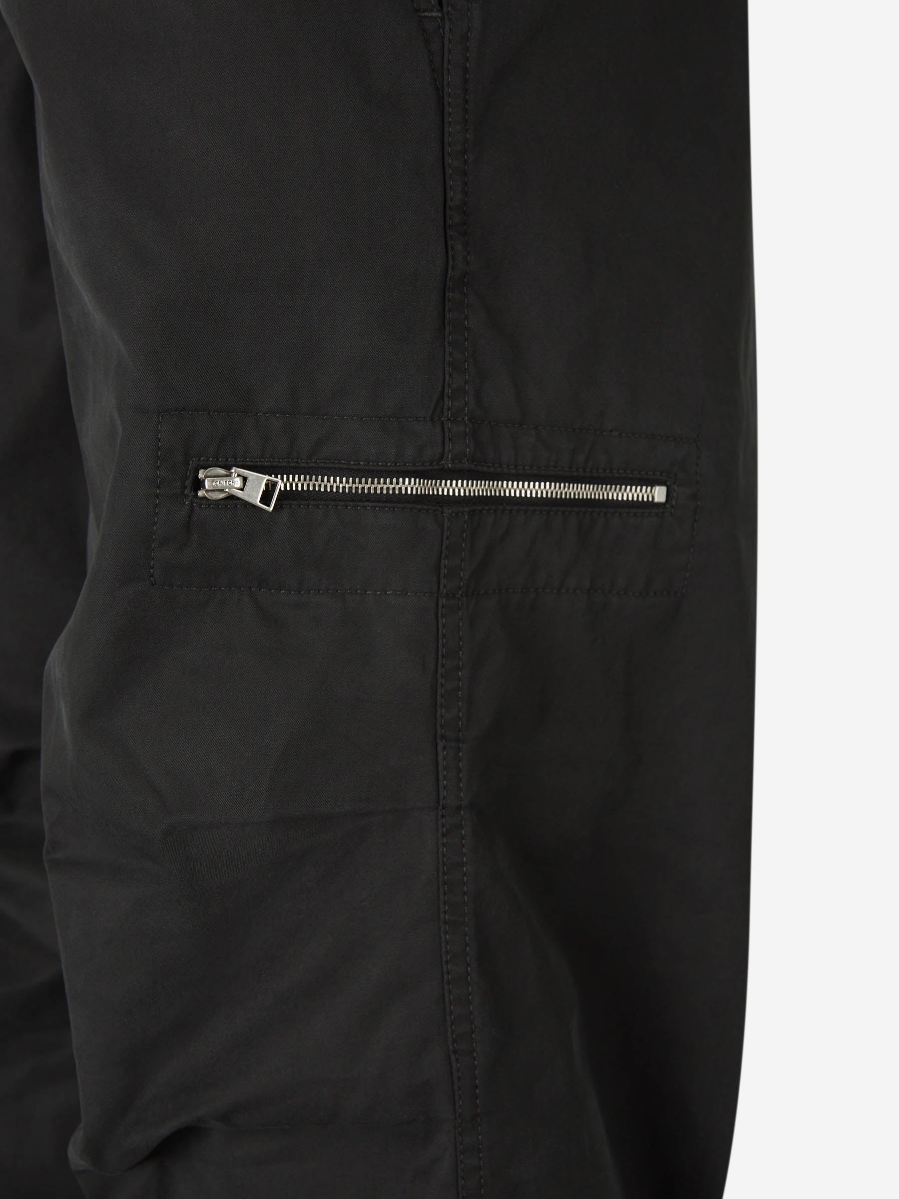Outlet online Tom Ford Hombre Pantalones Técnicos Cargo color Azul Noche sku 521-003071 01 - Foto 5
