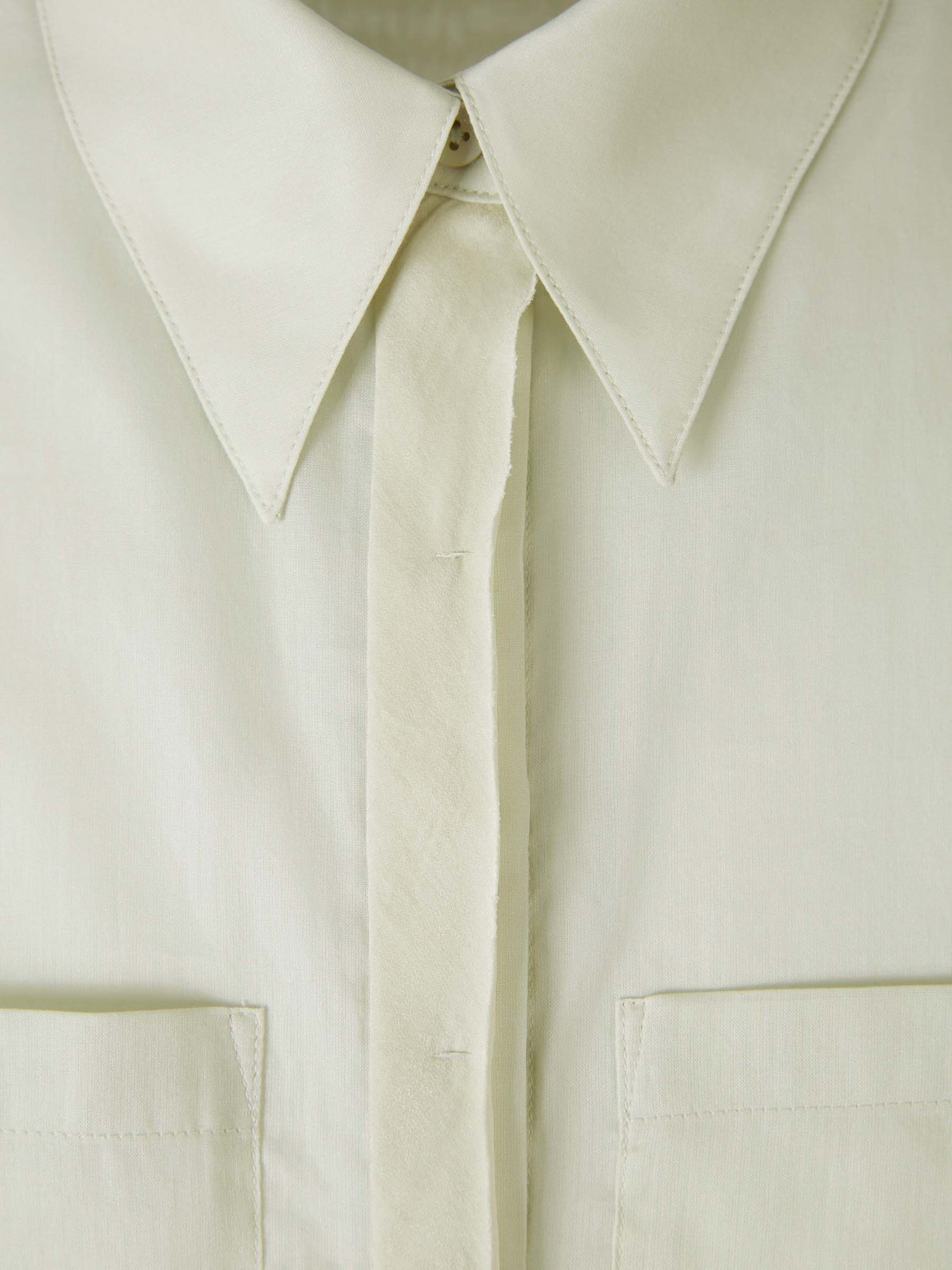 Brusa Fluïda Semitransparent