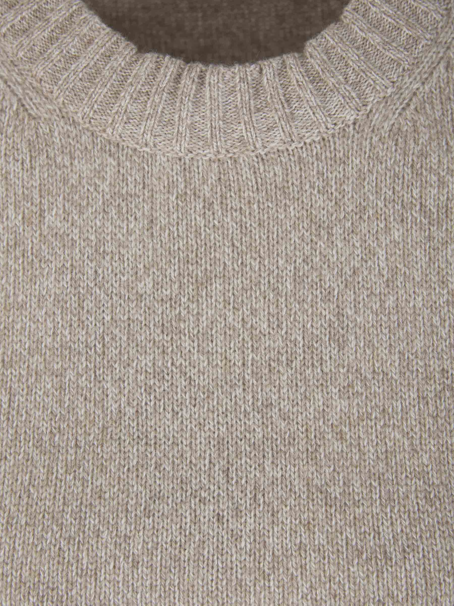 Outlet online Ami Paris Mujer Jersey Cashmere Monograma color Topo sku 711-003032 01 - Foto 4