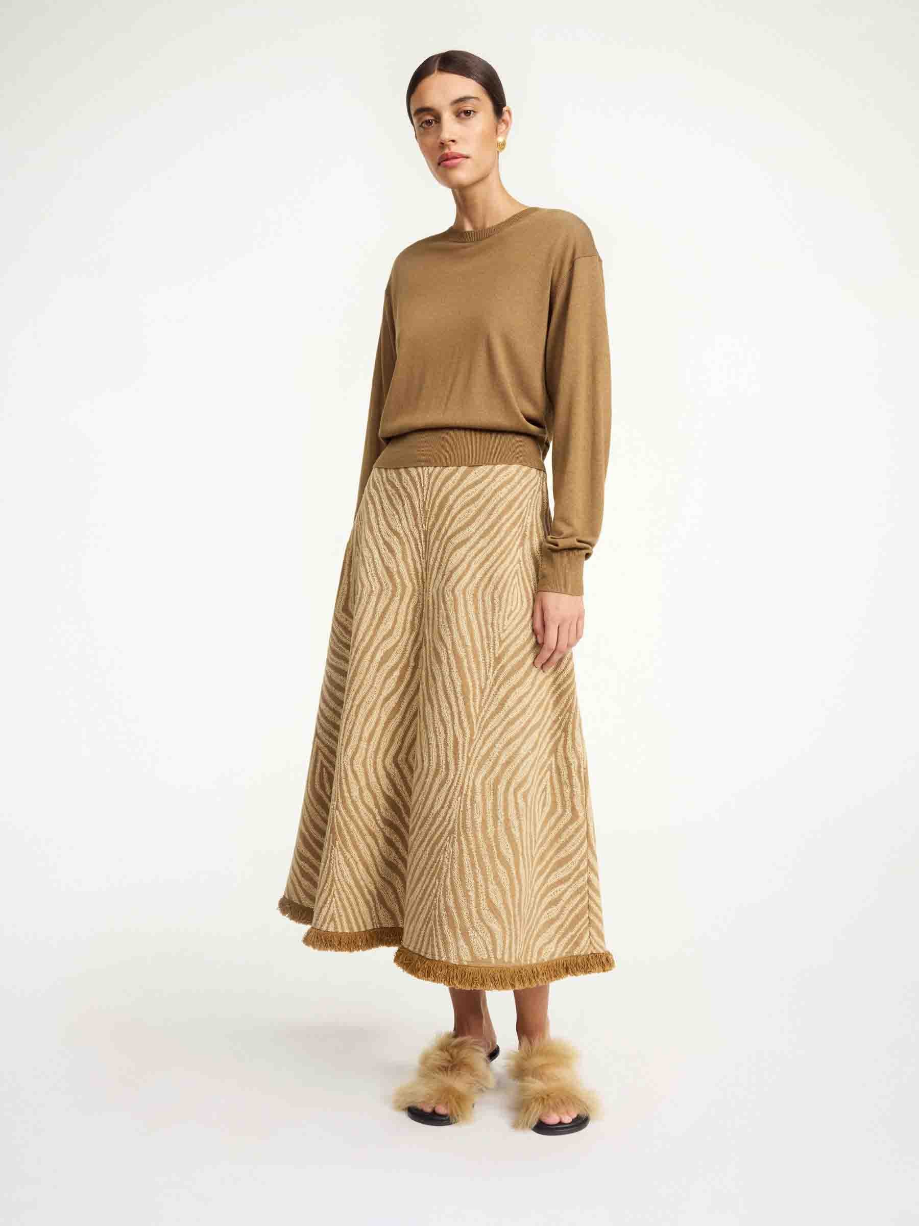 Outlet online By Malene Birger Mujer Jersey Lana Mantea color Camel sku 711-003276 02 - Foto 3
