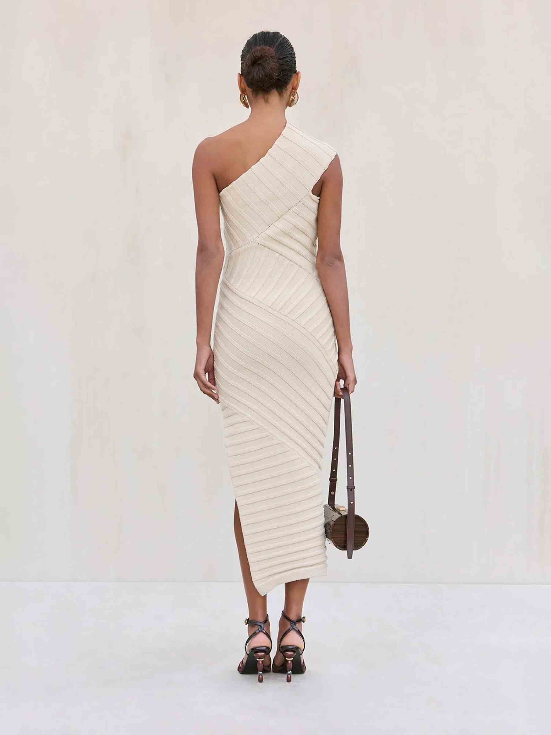 Cult Gaia Mujer Barcelona Vestido Punto Cielo color Beige sku 721-000400 01 - Foto 6