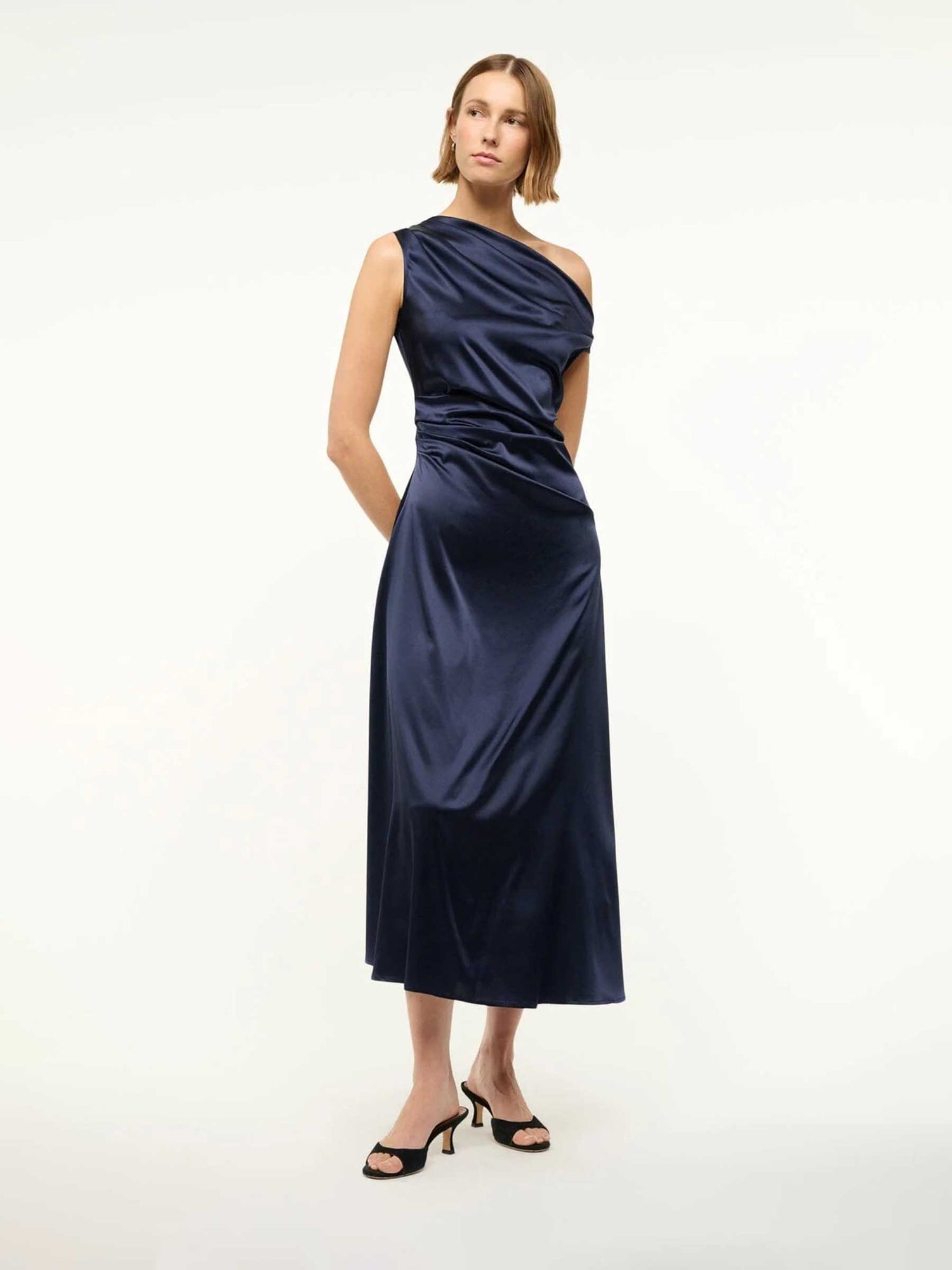 Outlet online Staud Mujer Vestido Midi Phare color Azul Marino sku 721-000554 01 - Foto 2