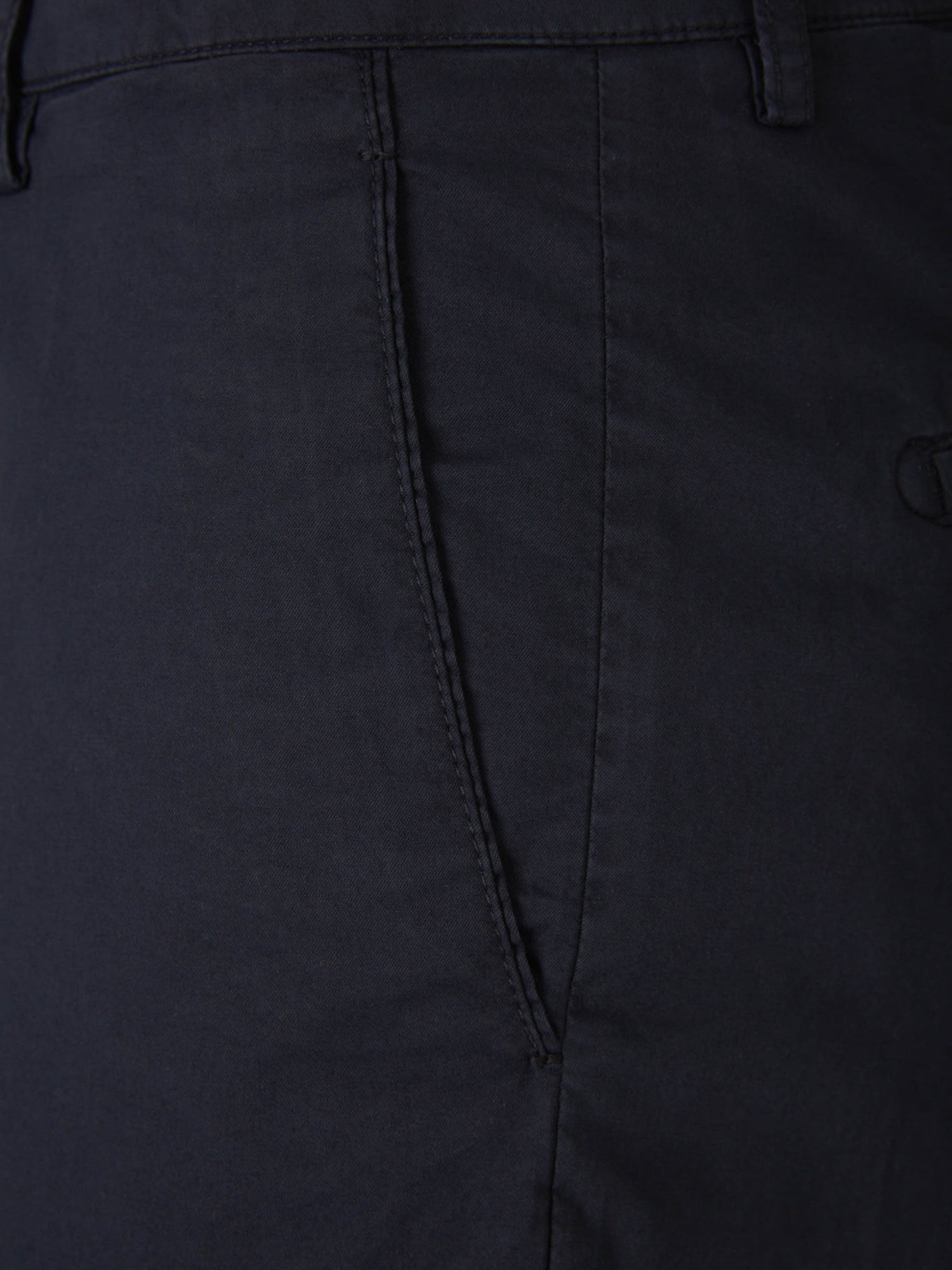 Outlet online Santa Eulalia Hombre Bermudas Casual Algodón color Azul Marino sku 523-000980 04 - Foto 3