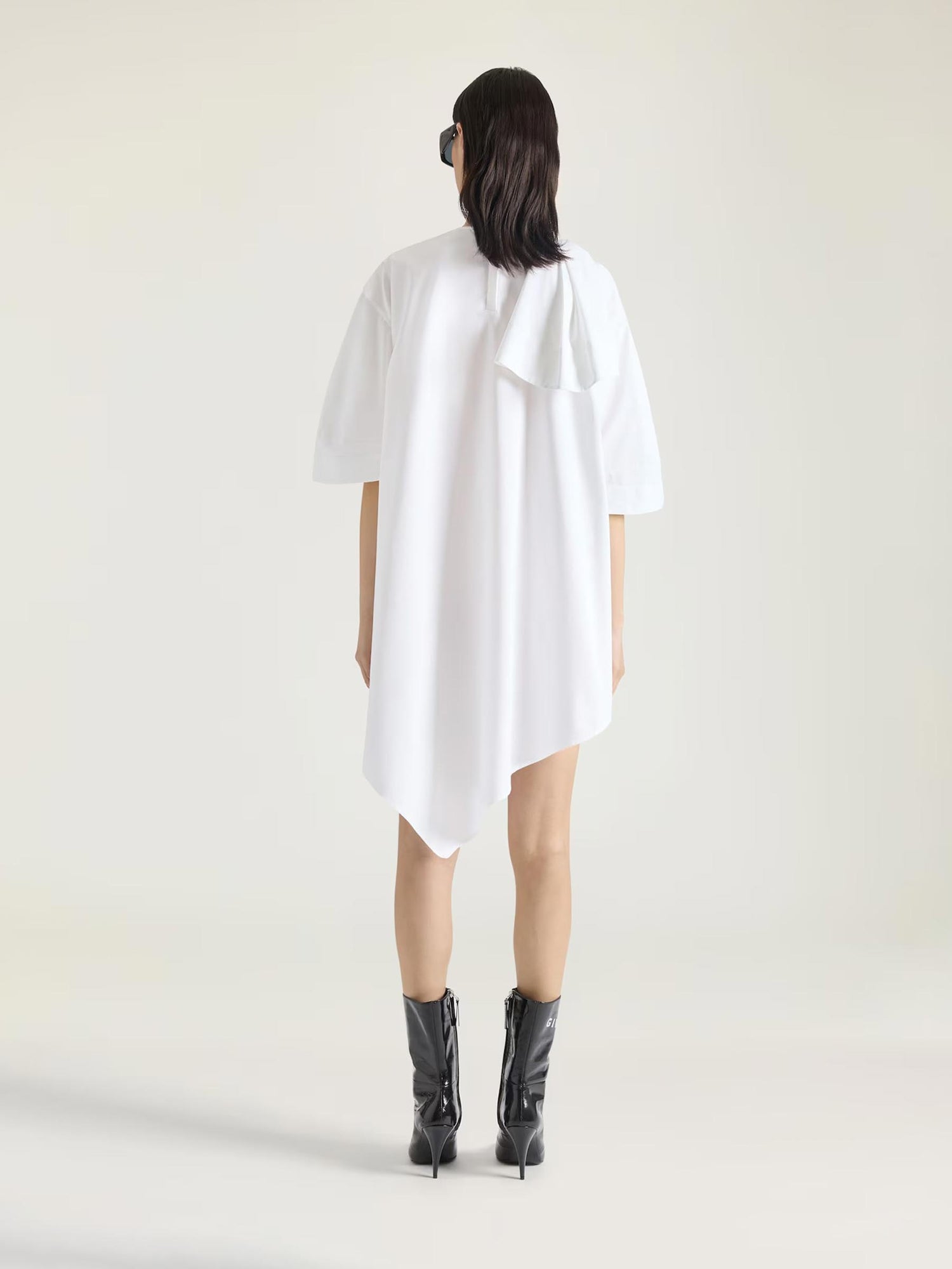 Outlet online Givenchy Mujer Vestido Mini Asimétrico color Blanco sku 731-006088 01 - Foto 3