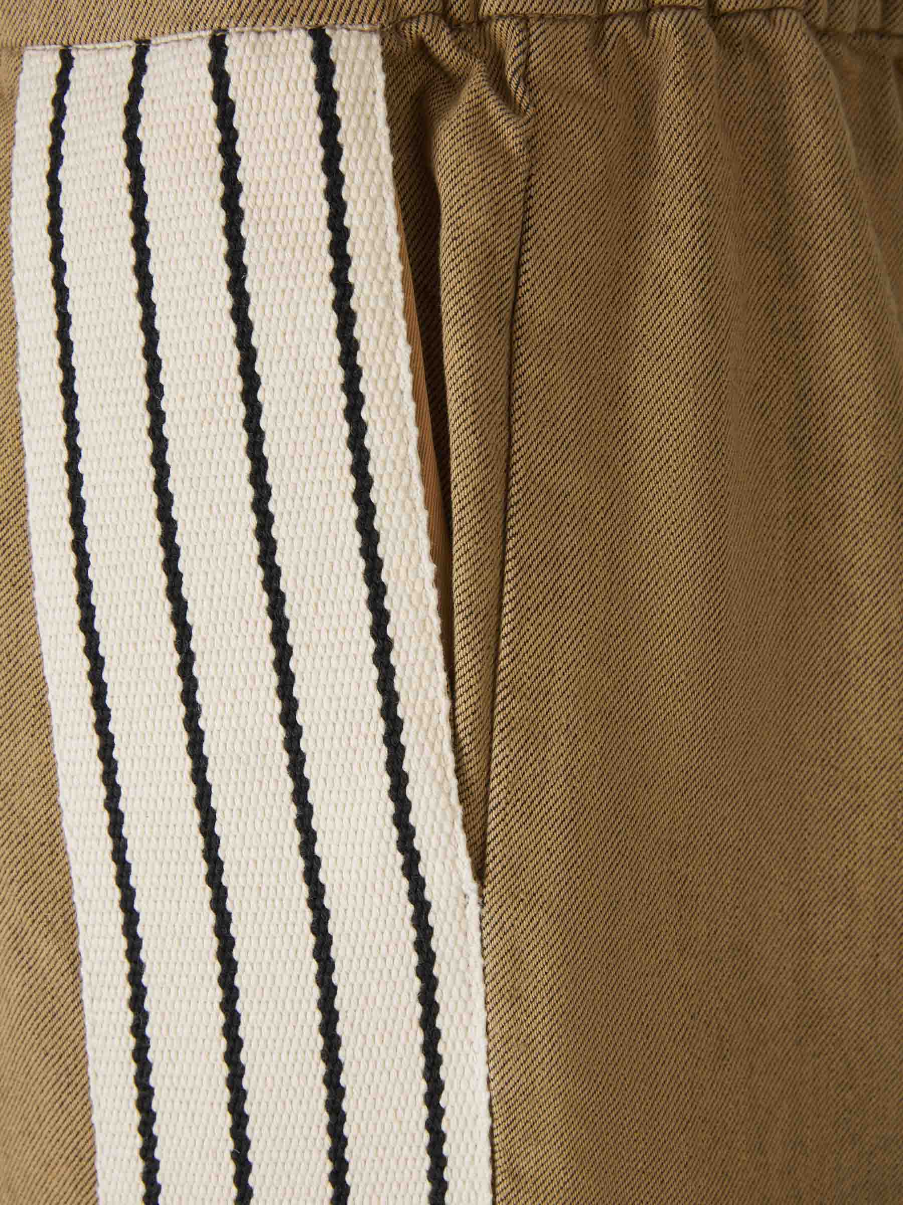 Outlet online Fear of God Hombre Pantalones Denim Rayas color Marrón sku 521-003054 00 - Foto 4