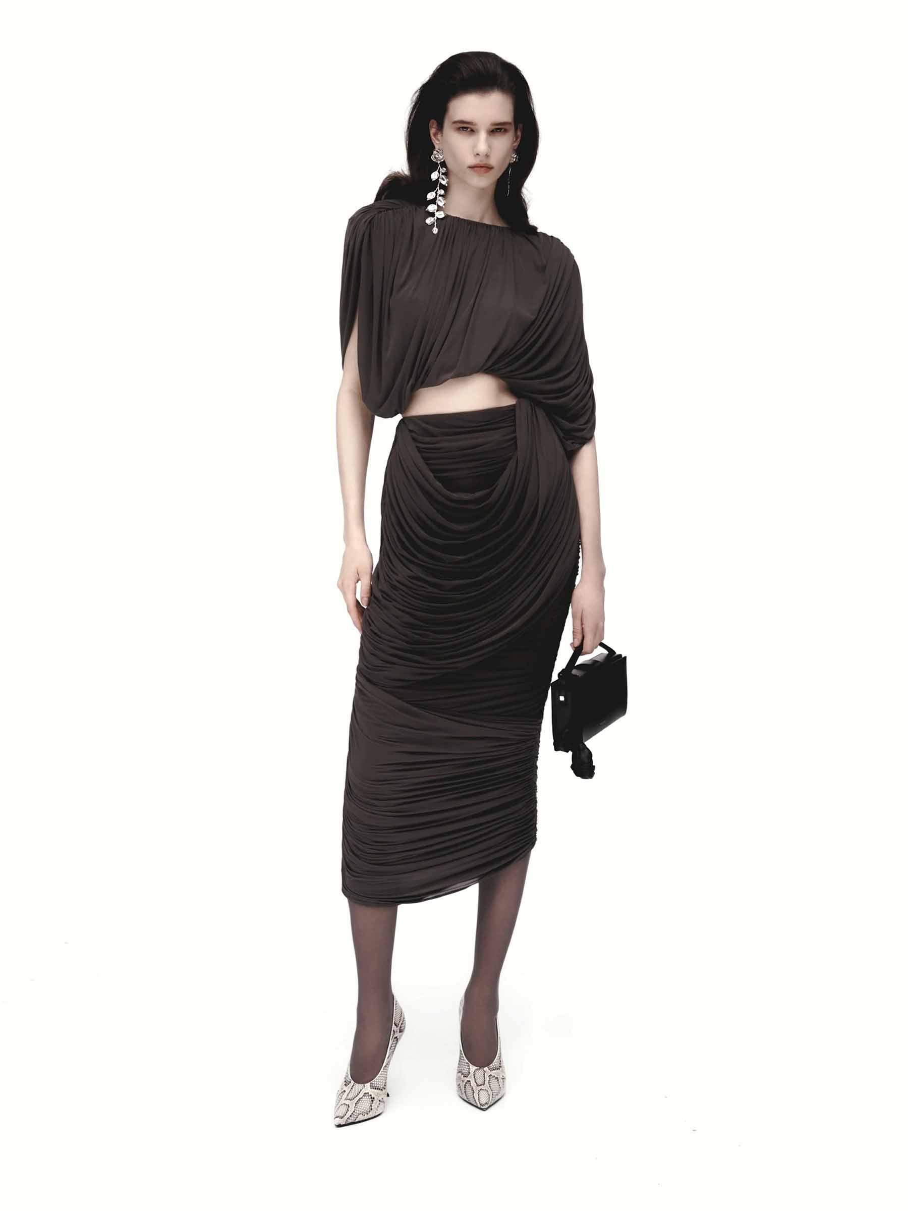 Outlet online Magda Butrym Mujer Falda Midi Drapeada color Marrón Oscuro sku 750-001746 01 - Foto 2