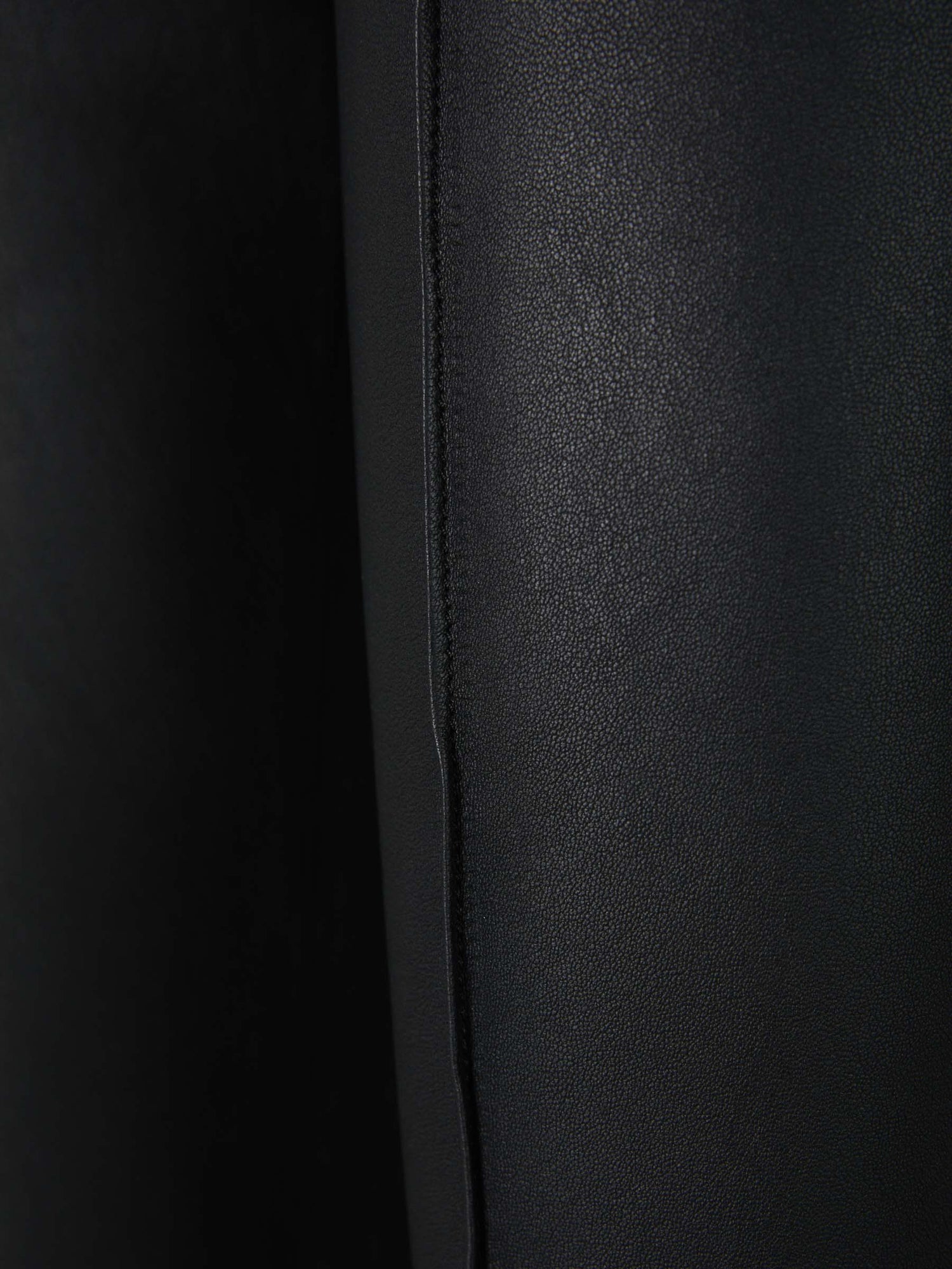 Outlet online Remain Birger Christensen Mujer Pantalones Acampanados Piel color Negro sku 761-003044 01 - Foto 3