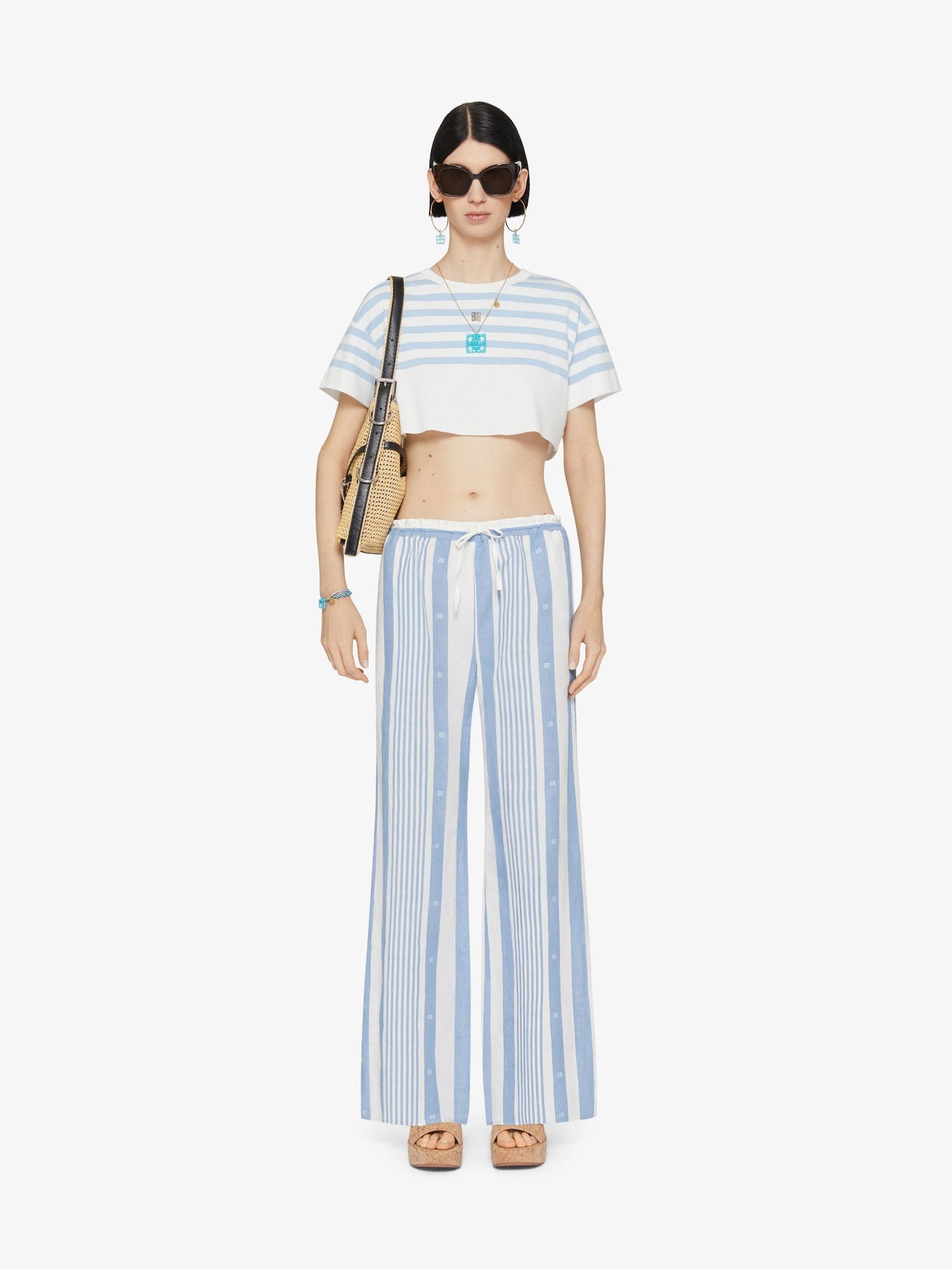 Outlet online Givenchy Mujer Pantalones Motivo Rayas color Azul sku 761-003570 01 - Foto 2