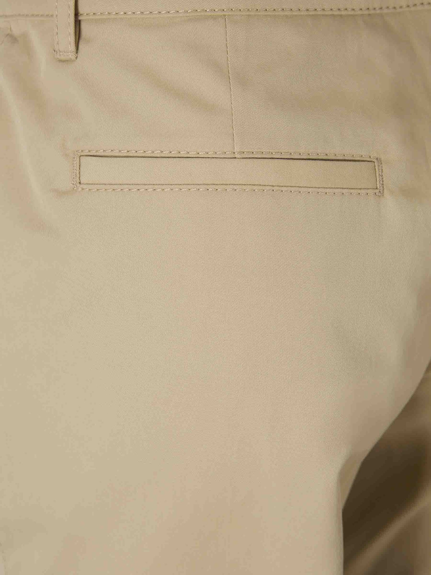 Off-White Mujer Barcelona Pantalones Chinos Algodón color Crema sku 761-003675 01 - Foto 4