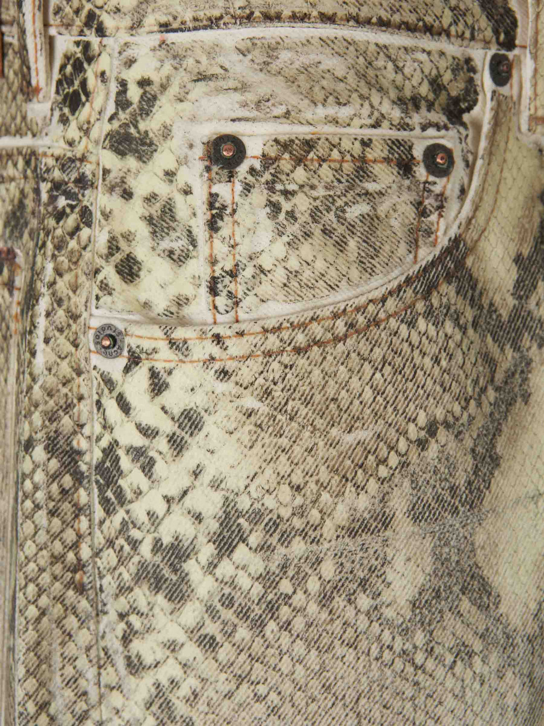 Acne Studios Mujer Barcelona Pantalones Denim Estampados color Serpiente sku 761-003681 01 - Foto 2