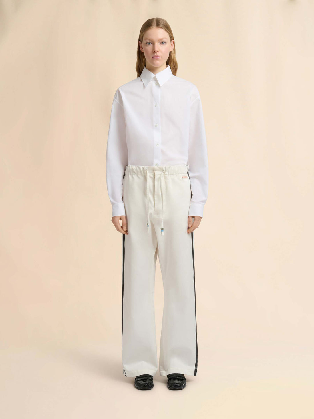Marni Mujer Barcelona Pantalones Rectos Anchos color Marfil sku 761-004119 01 - Foto 2