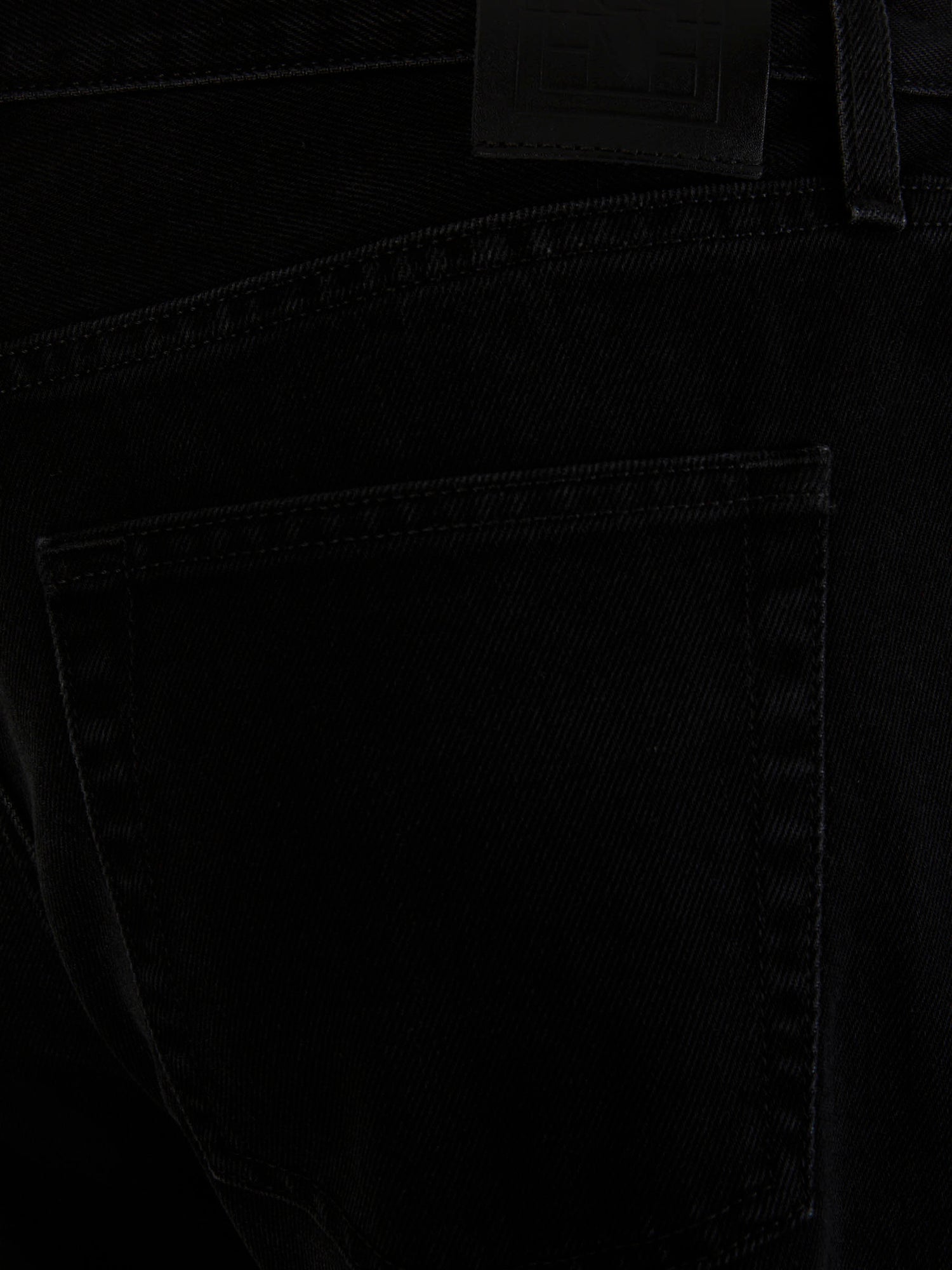 Outlet online TOTEME Mujer Pantalones Denim Costuras color Negro sku 763-001430 01 - Foto 4