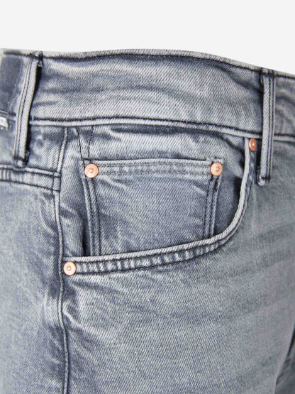 Outlet online Mother Mujer Jeans The Ditcher Roller Sneak color Azul Denim sku 763-001735 01 - Foto 3