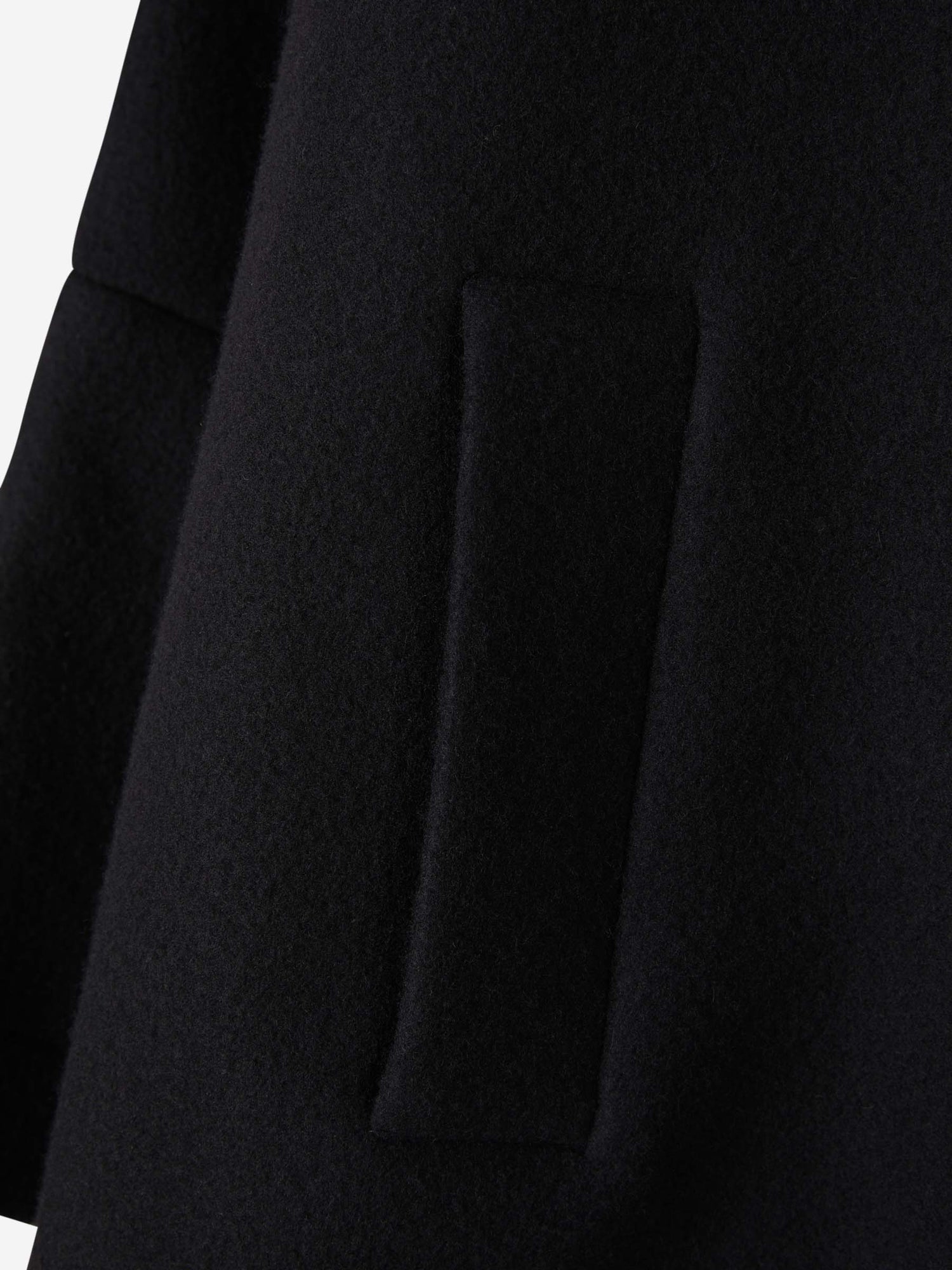 Outlet online The Attico Mujer Abrigo Corto Lana color Negro sku 771-001421 01 - Foto 4