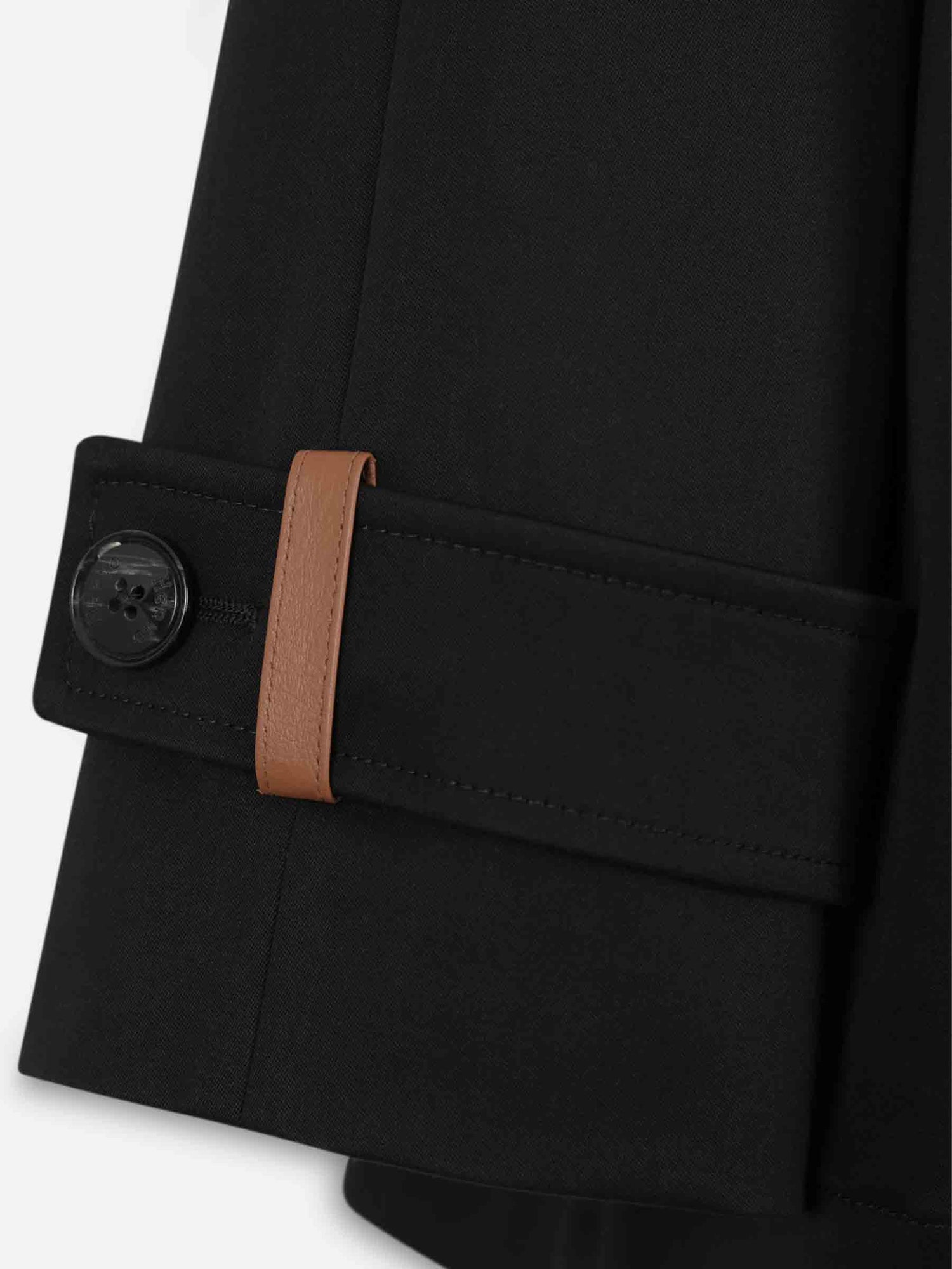 Herno Mujer Barcelona Gabardina Corta Técncia color Negro sku 771-001703 01 - Foto 3