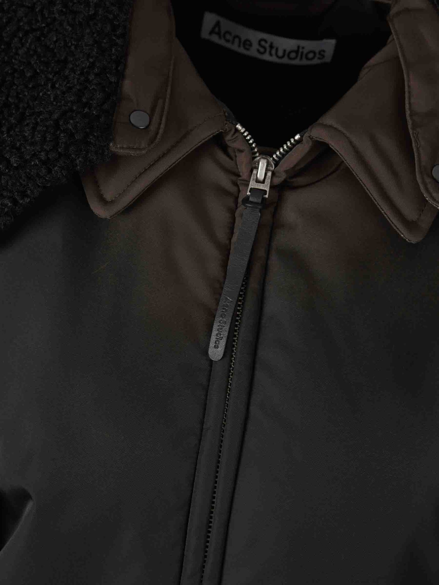 Acne Studios Mujer Barcelona Cazadora Bomber Técnico color Marrón Oscuro sku 772-001435 01 - Foto 7