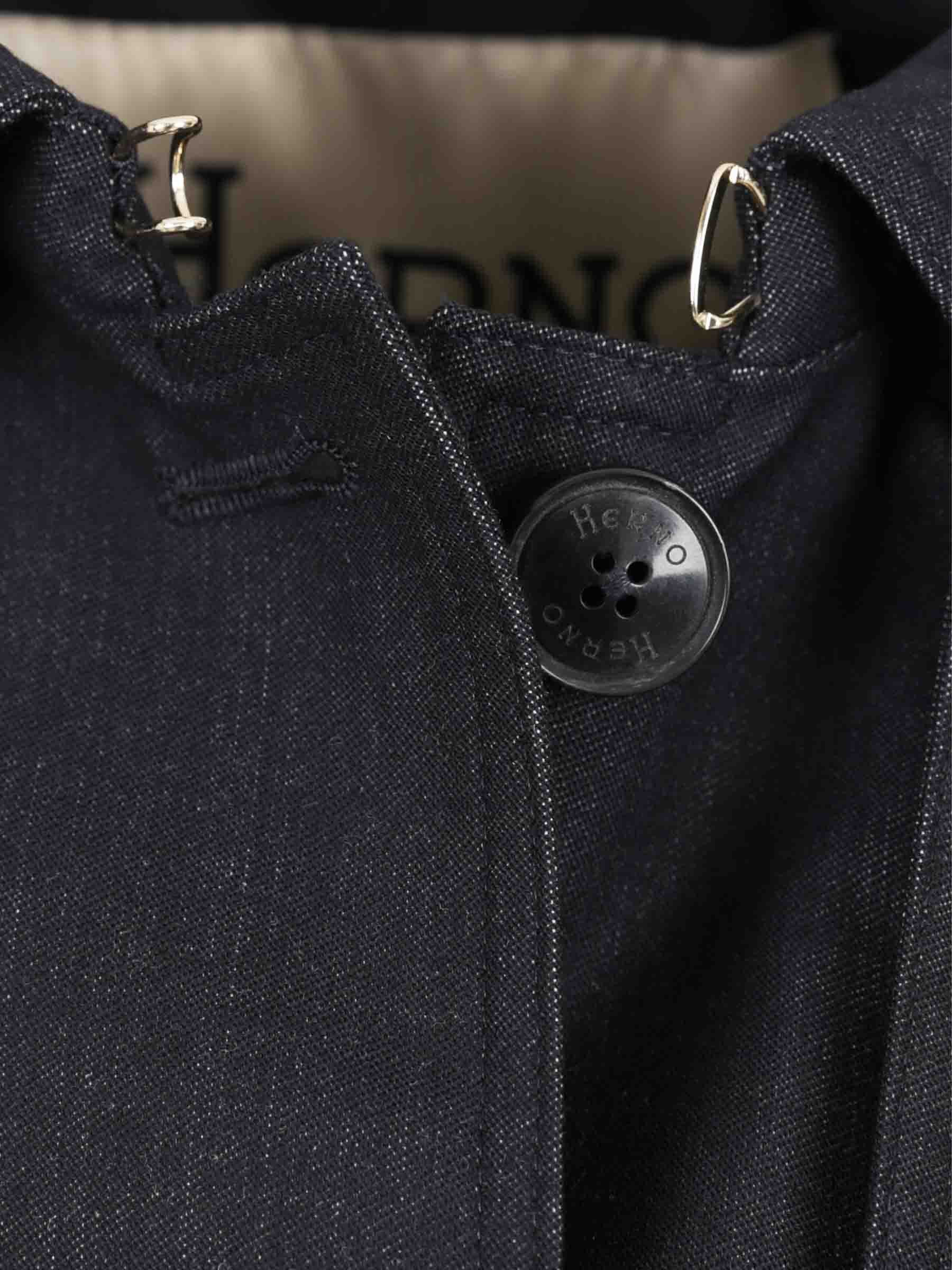 Herno Mujer Barcelona Gabardina Corta color Azul Noche sku 772-001586 01 - Foto 3