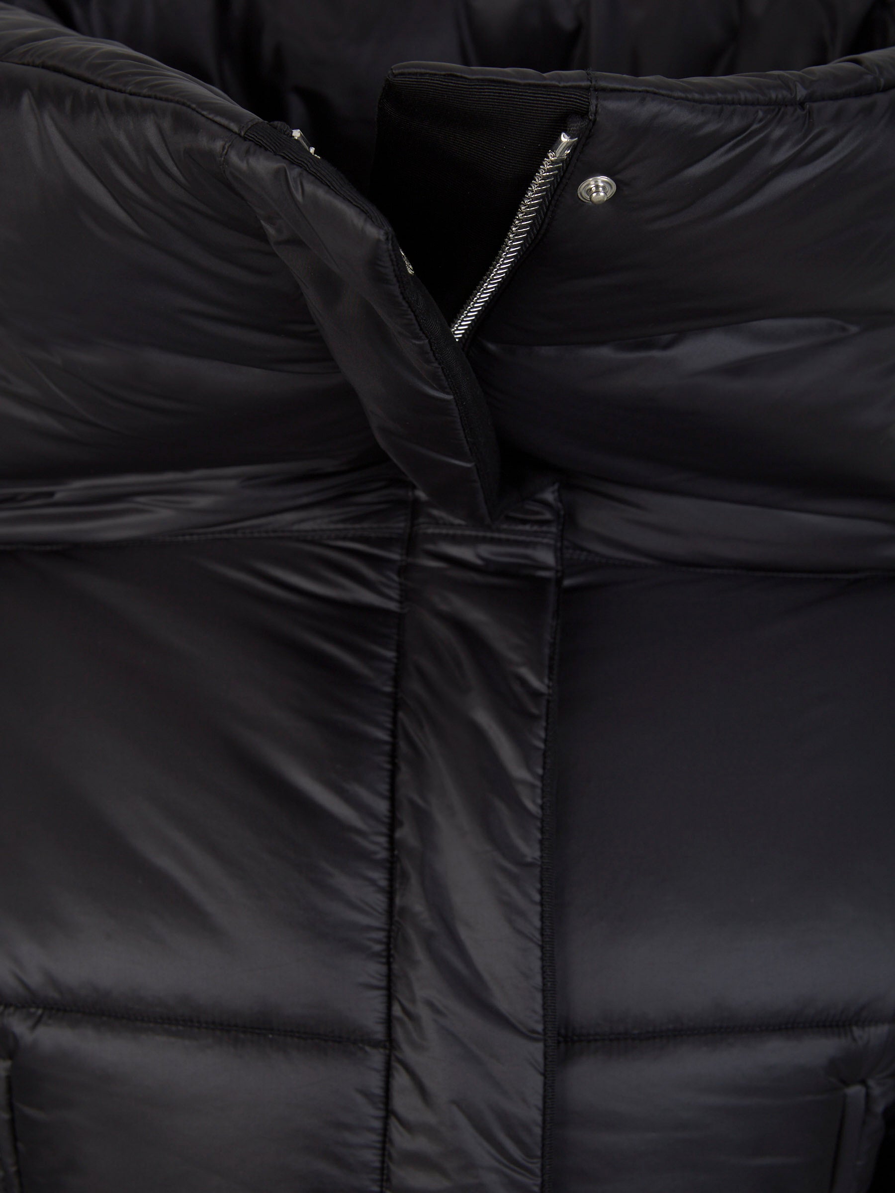 Outlet online Alaïa Mujer Chaqueta Acolchada Ajustada color Negro sku 774-000405 01 - Foto 4